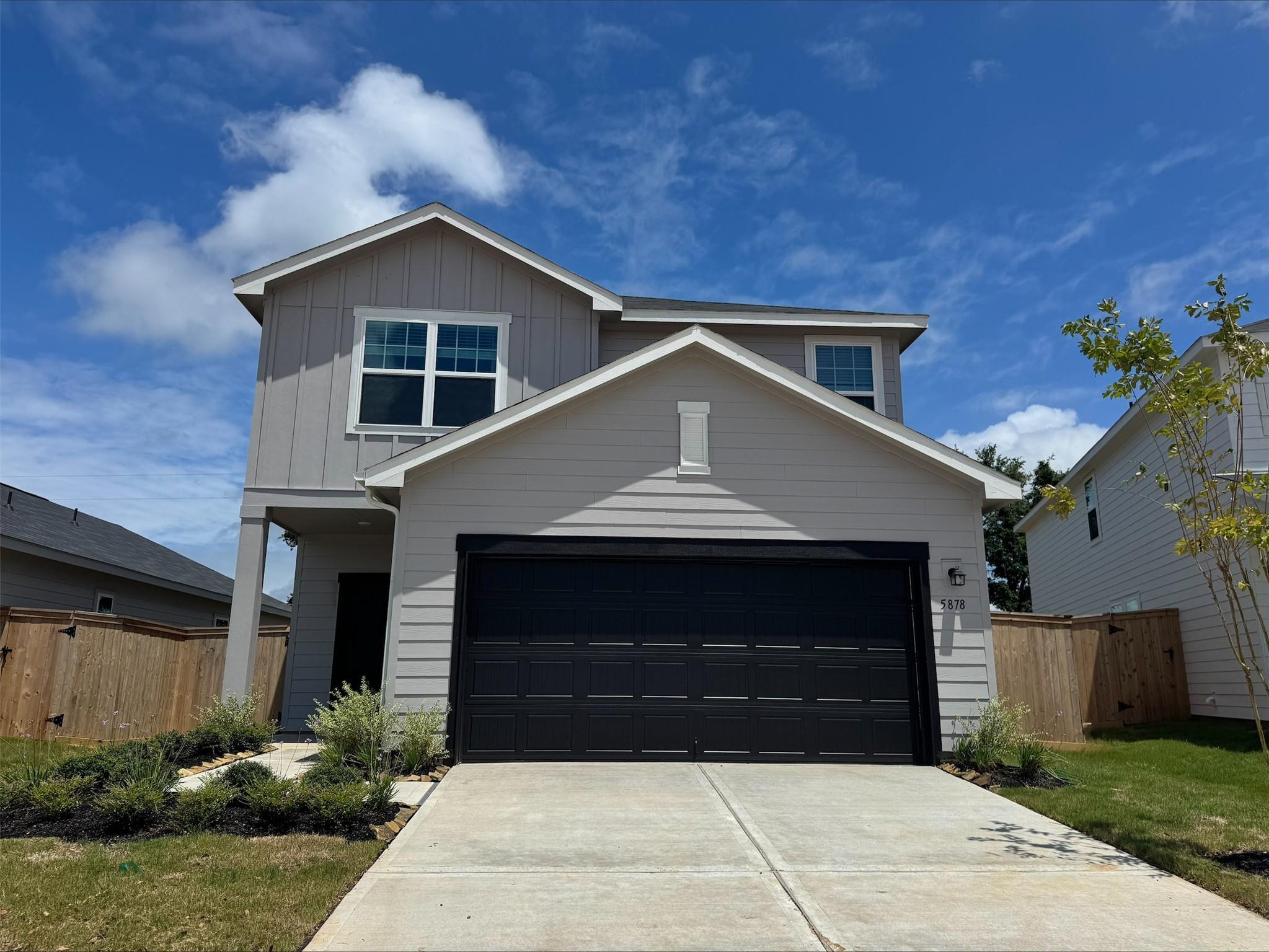 5878 Mercer Street, Conroe Tx 77303 Property Photo 1
