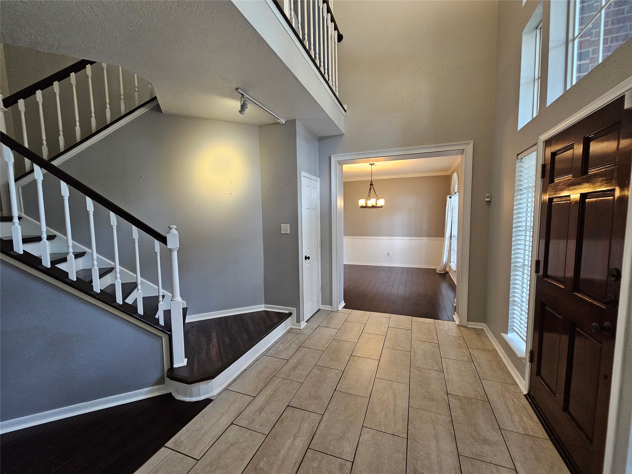 15015 Dawnbrook Drive Property Photo 2