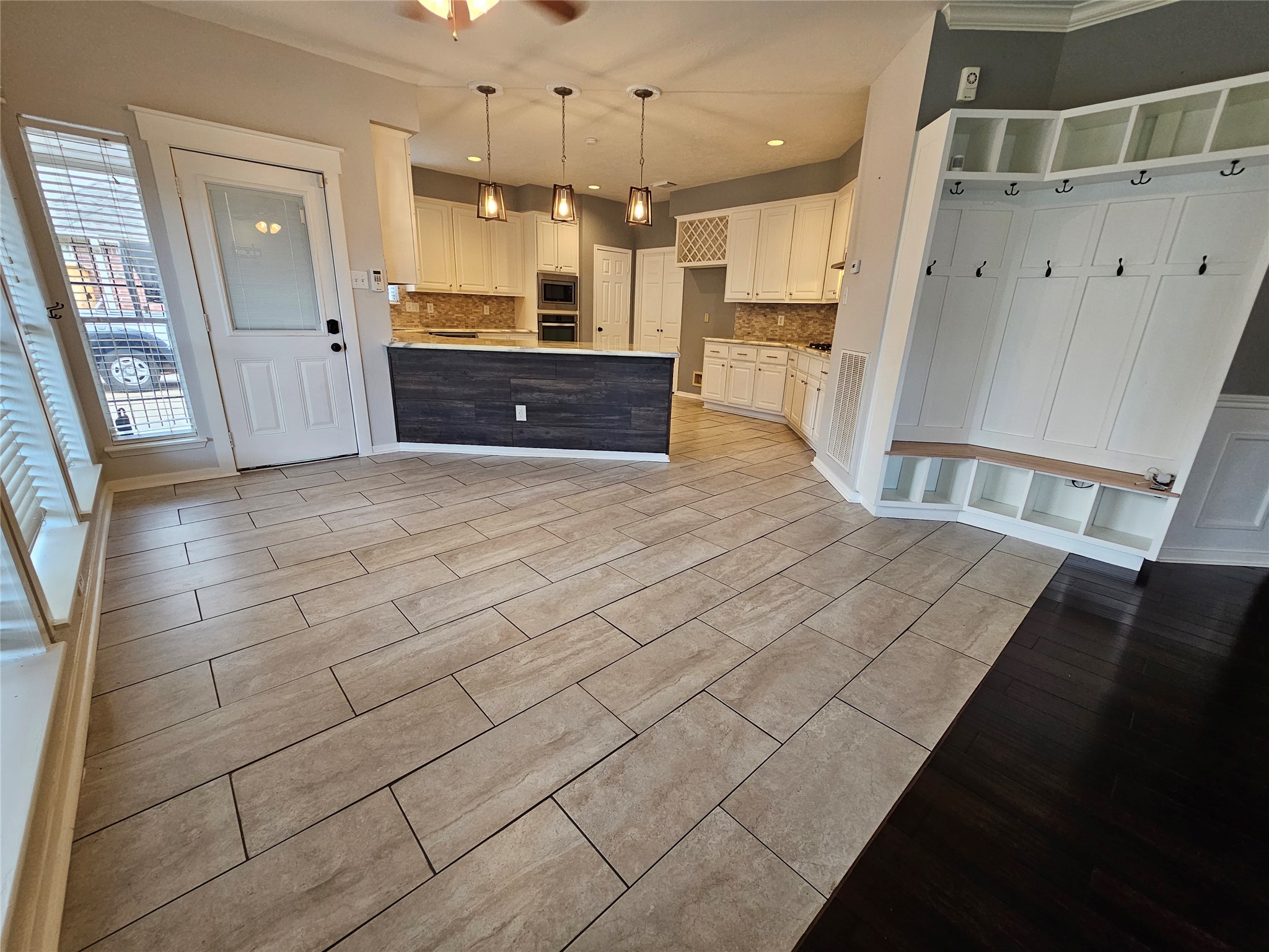 15015 Dawnbrook Drive Property Photo 6