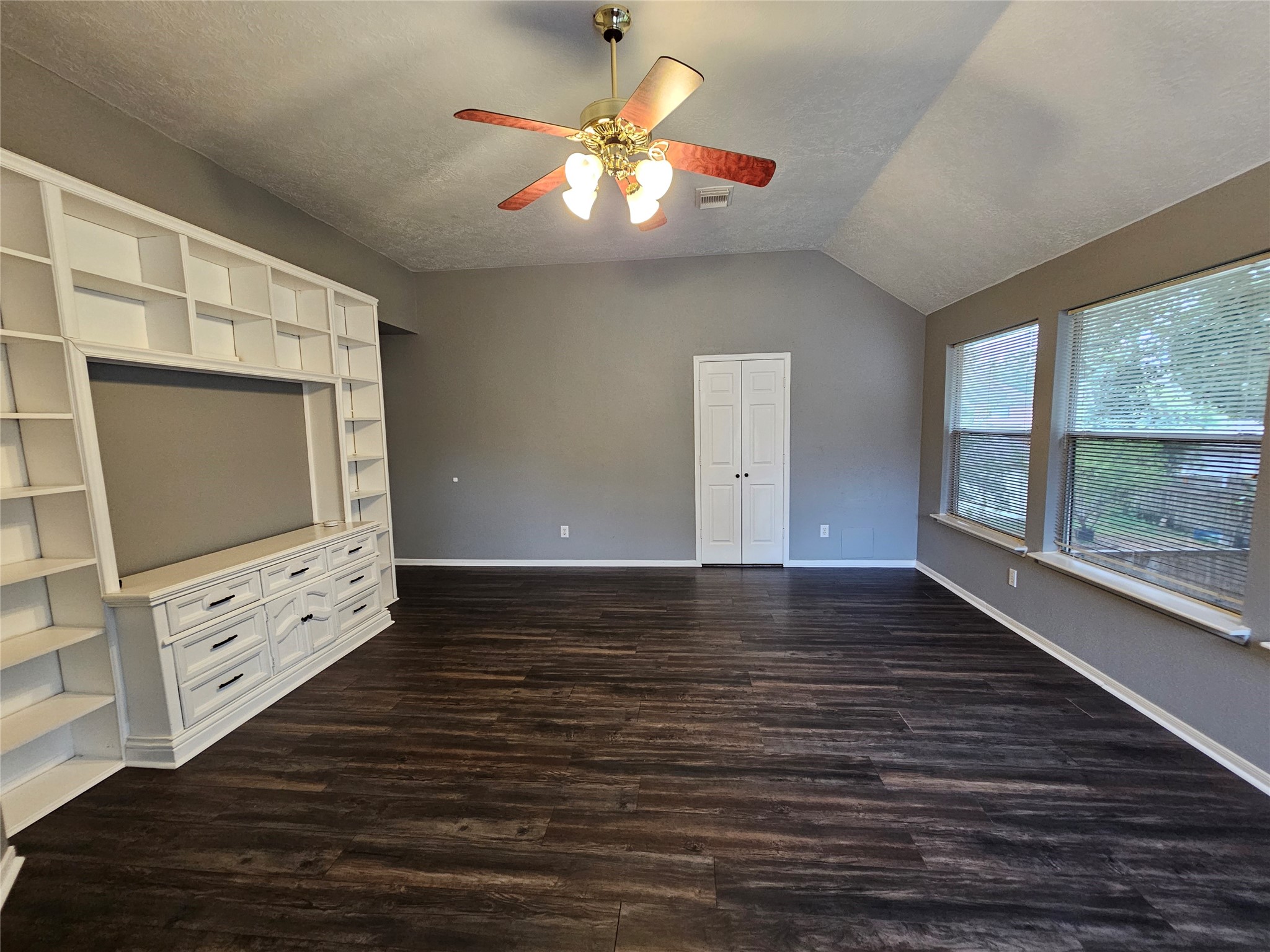 15015 Dawnbrook Drive Property Photo 15