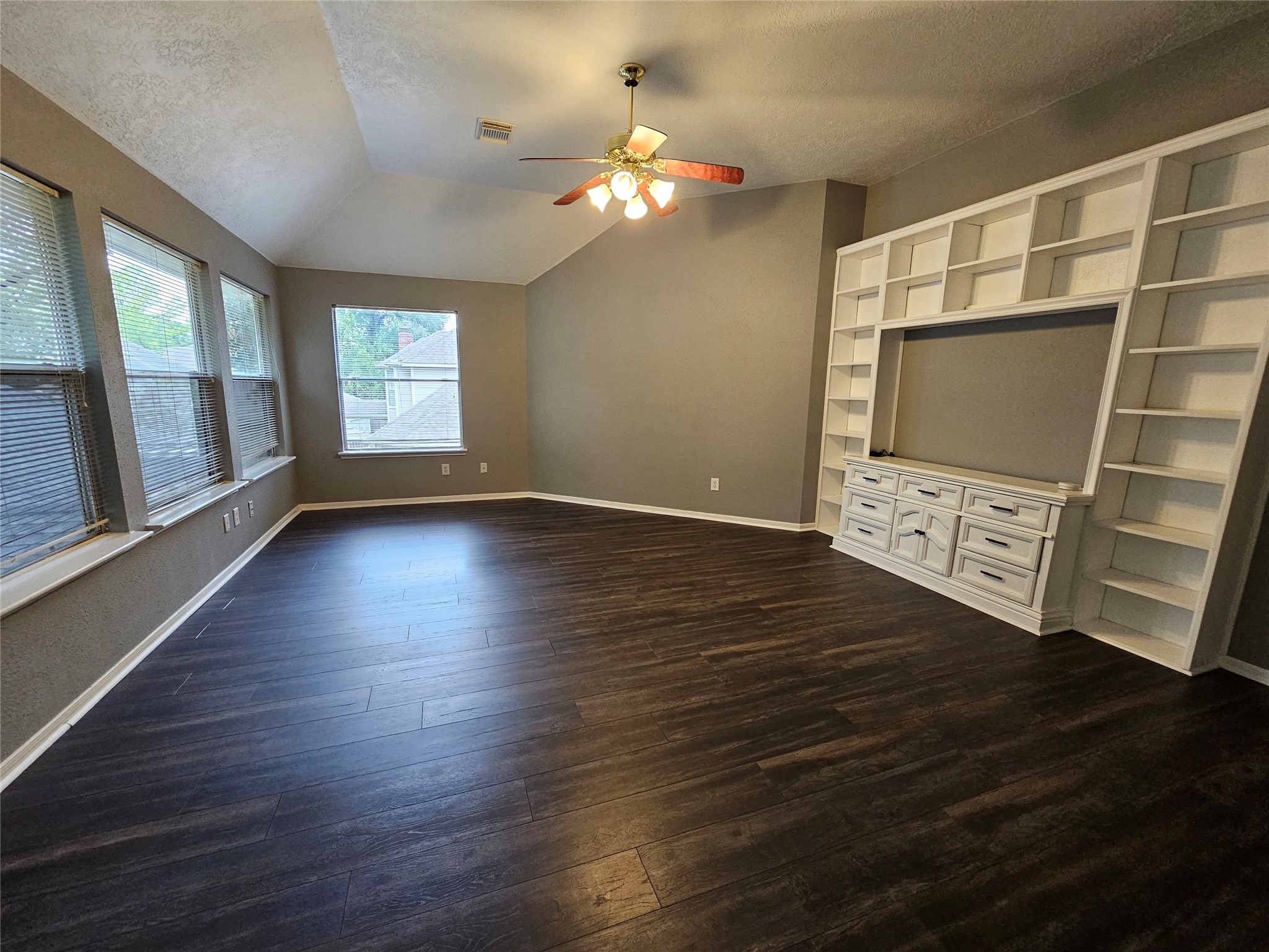 15015 Dawnbrook Drive Property Photo 17