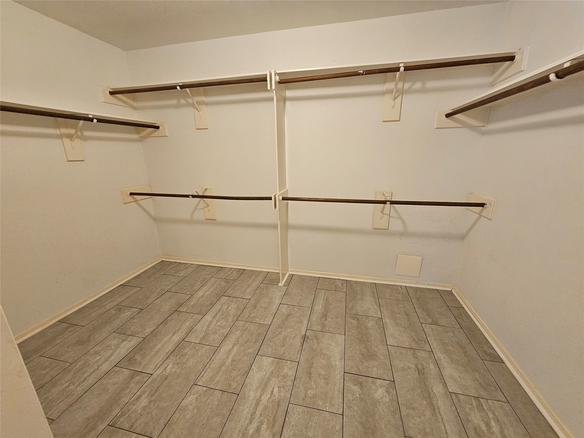 15015 Dawnbrook Drive Property Photo 22