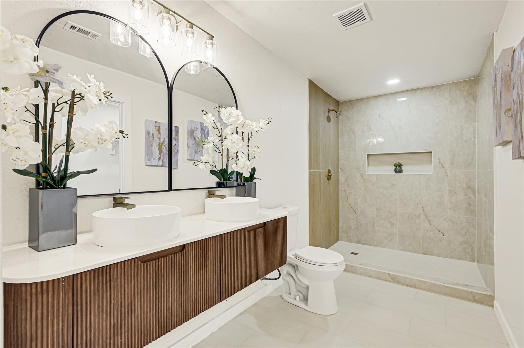 11102 Sagecanyon Drive, Houston Tx 77089 Property Photo 19