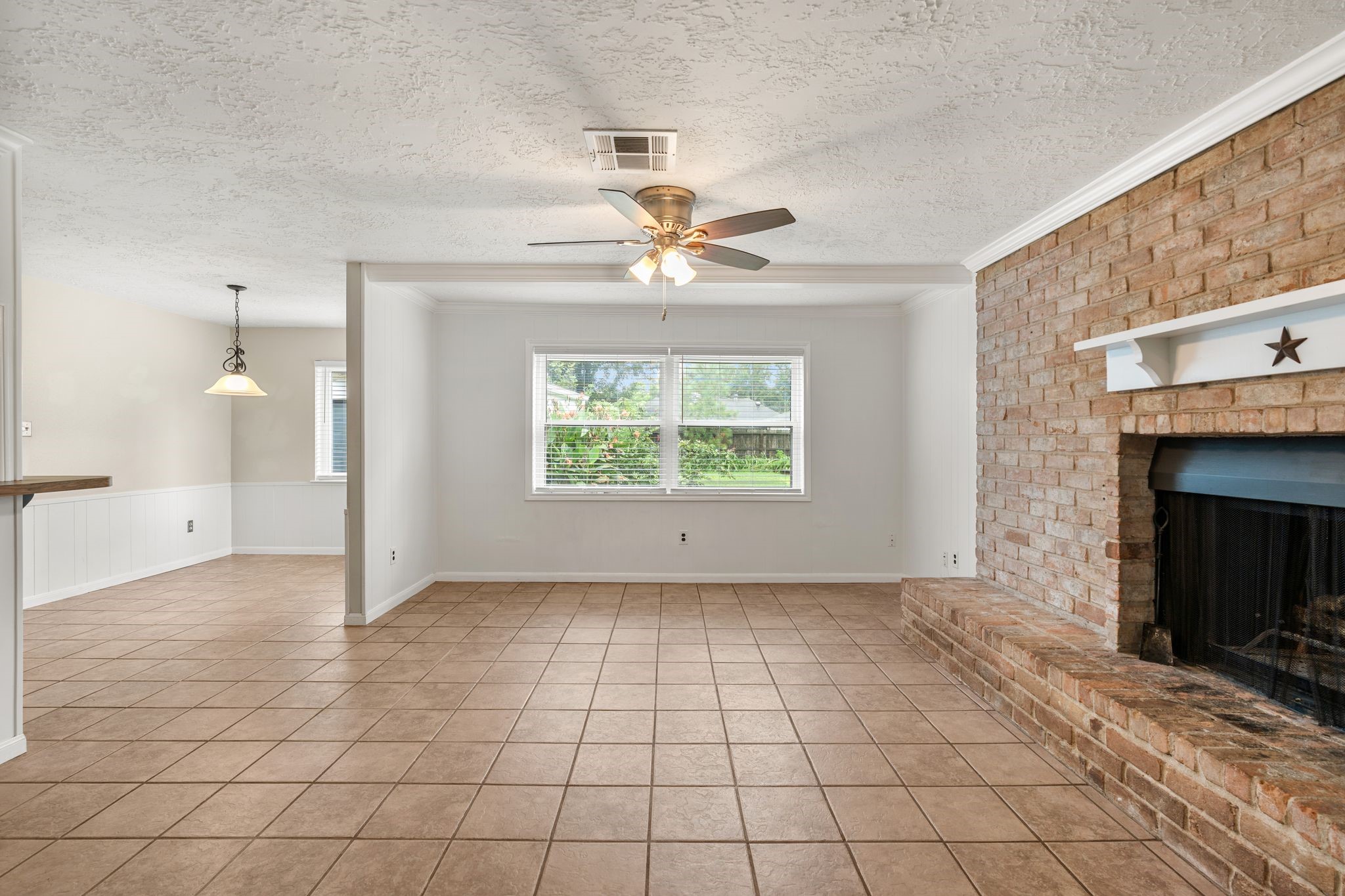 13714 Lynnwood Lane Property Photo 17