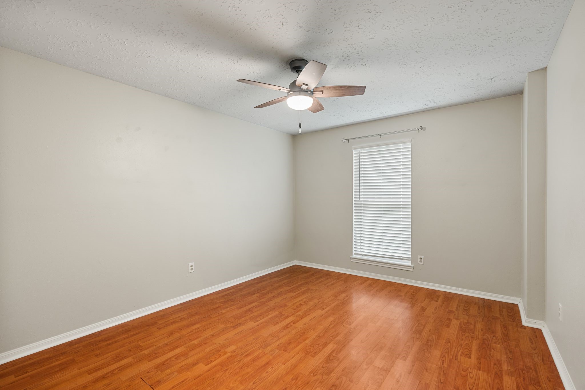 13714 Lynnwood Lane Property Photo 31