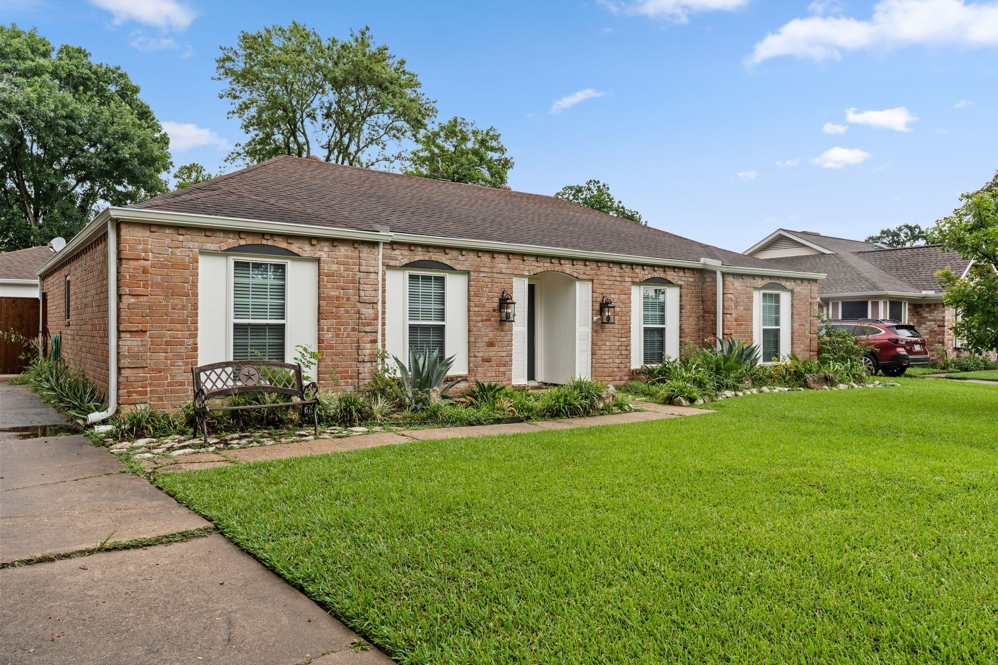 13714 Lynnwood Lane Property Photo 40