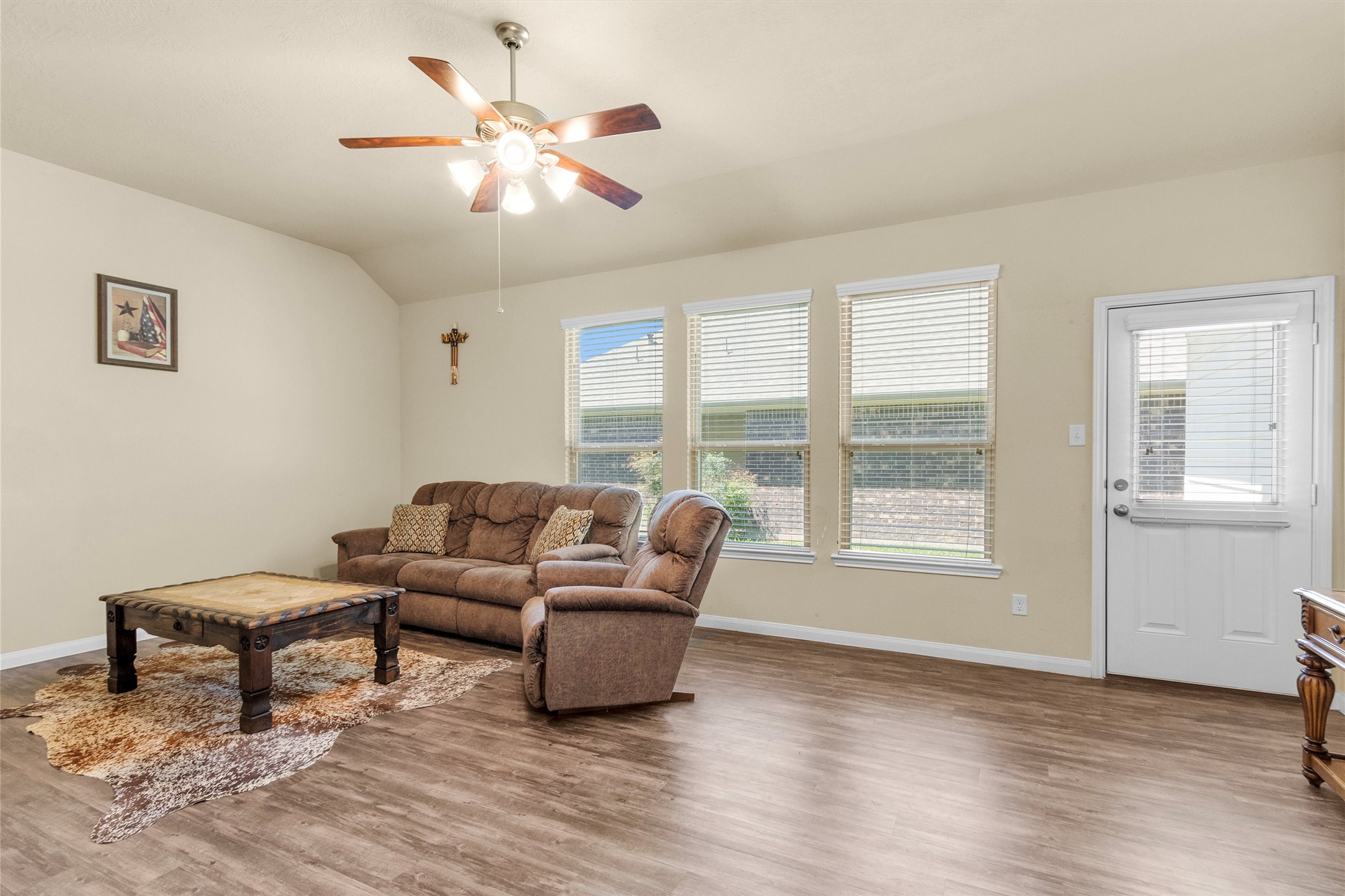 12939 Shady Grove Lane Property Photo 8