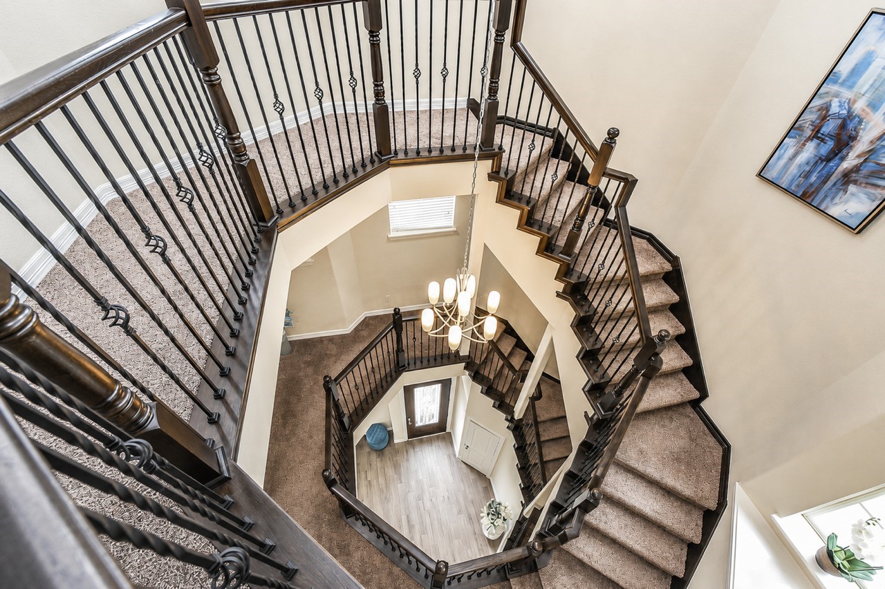 13209 Dartmoor Terrace Drive Property Photo 11