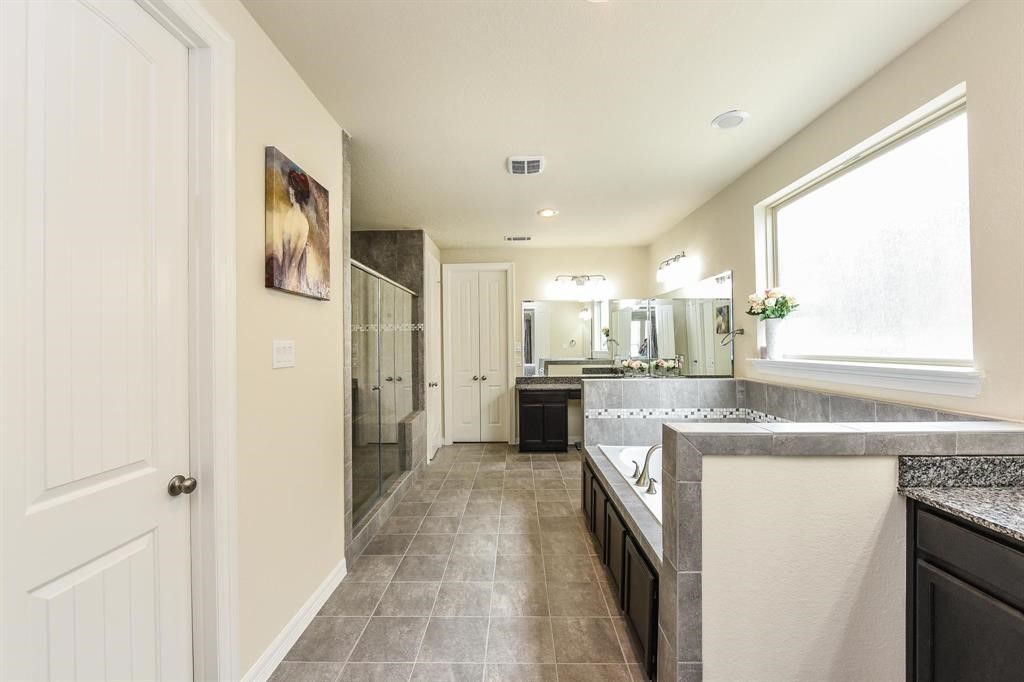 13209 Dartmoor Terrace Drive Property Photo 17