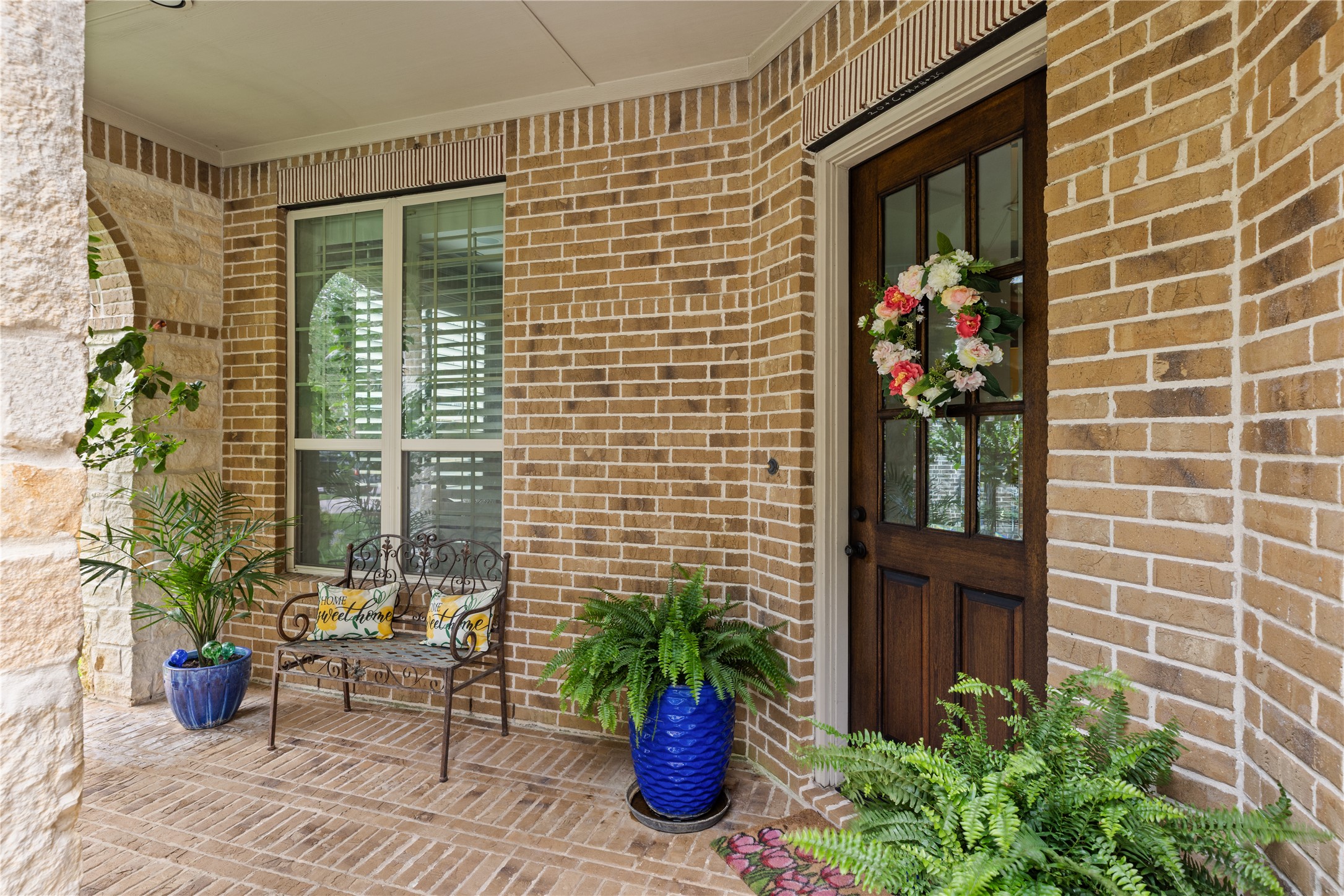 24964 Stratton Meadows Drive Property Photo 4