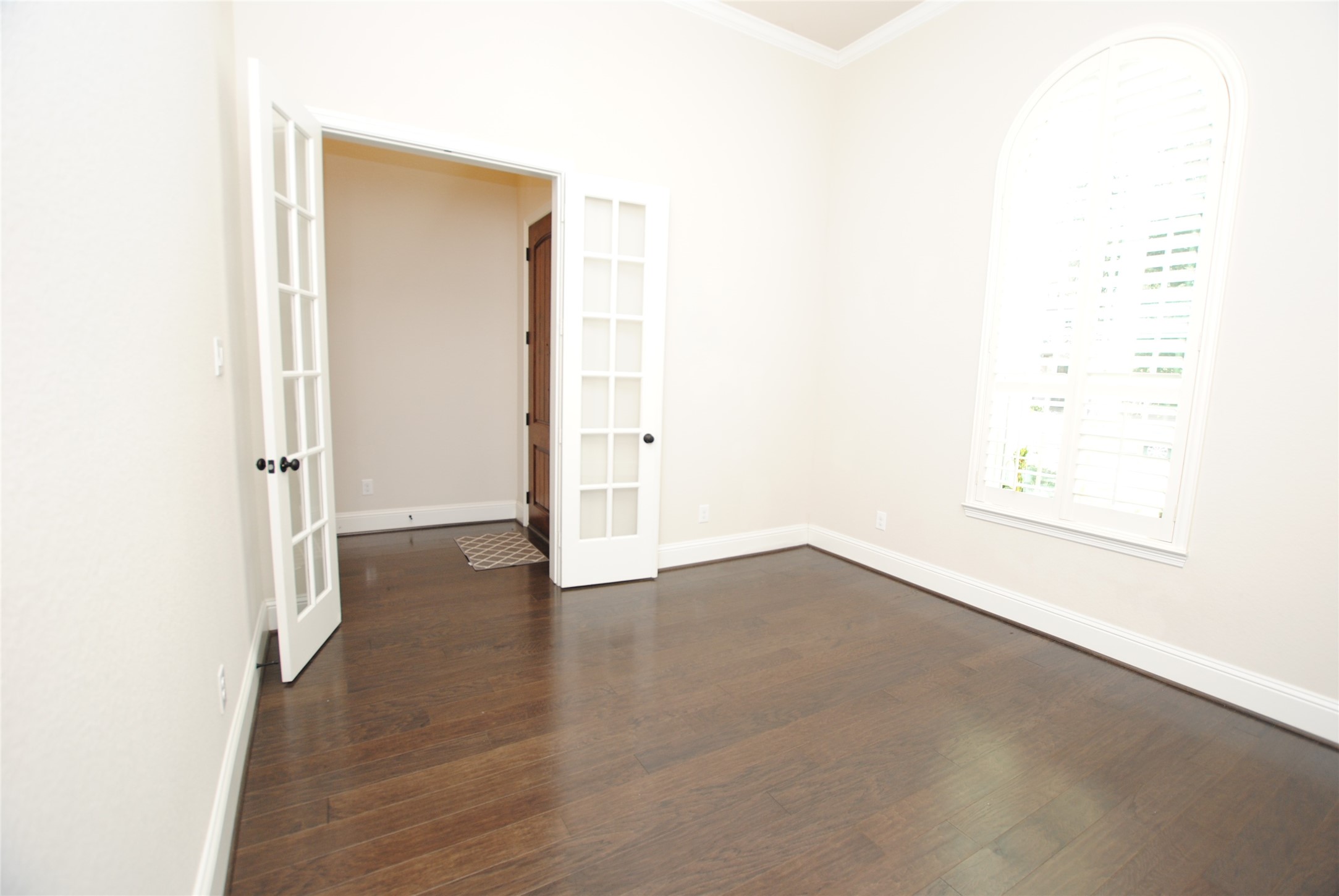 2032 Arrowood Glen Drive Property Photo 6
