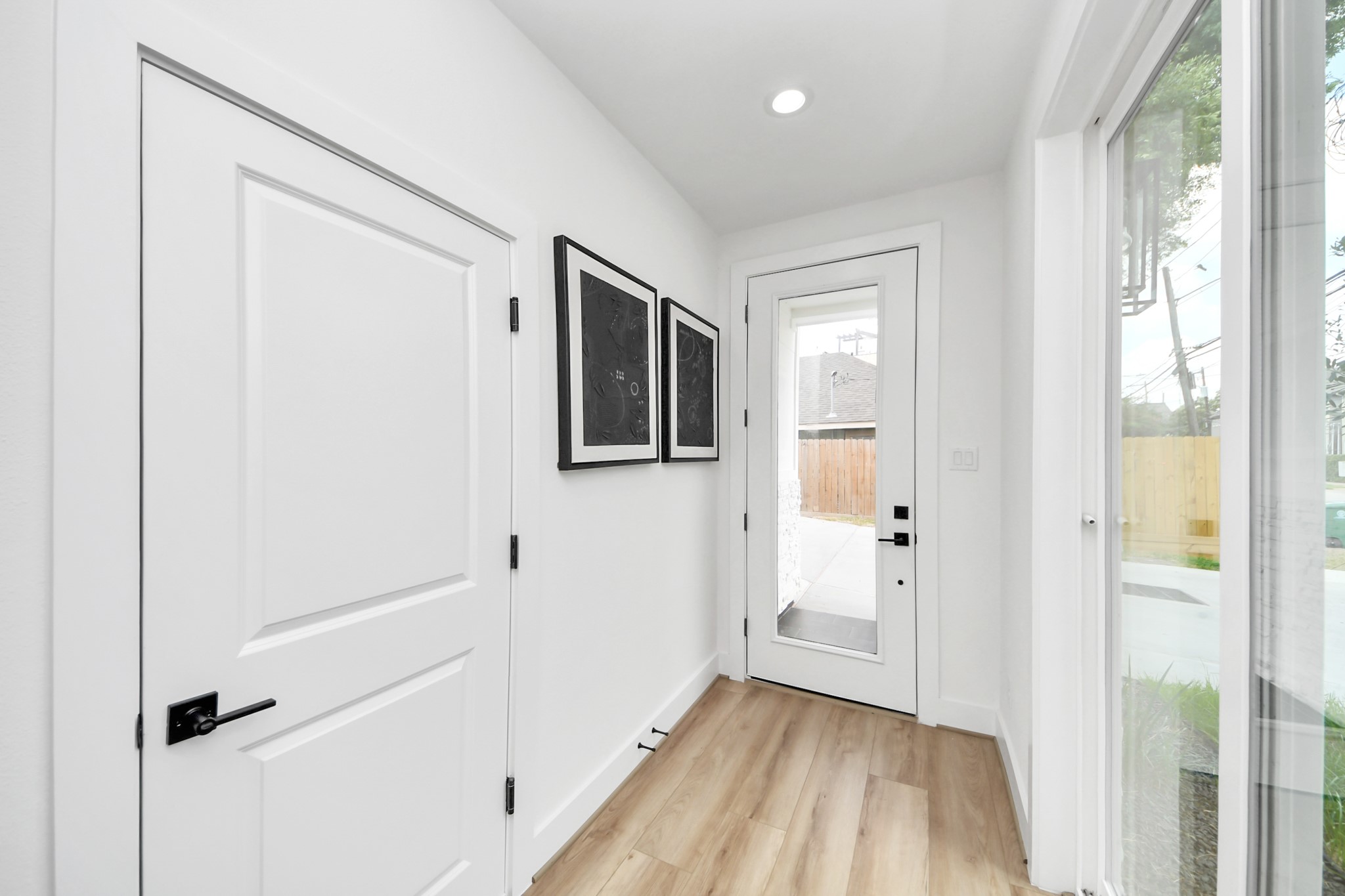 4327 Center Street Property Photo 7