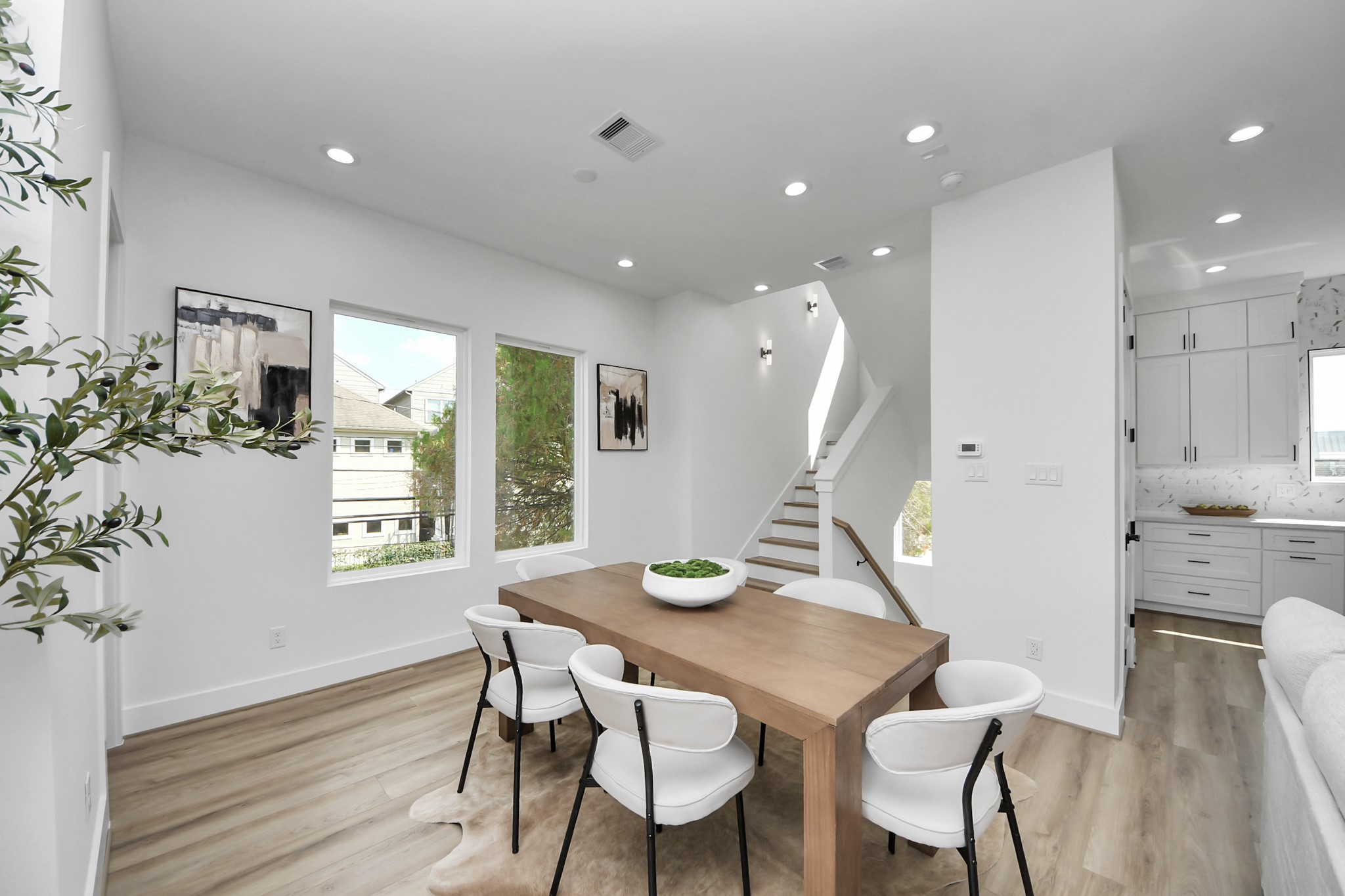 4327 Center Street Property Photo 15