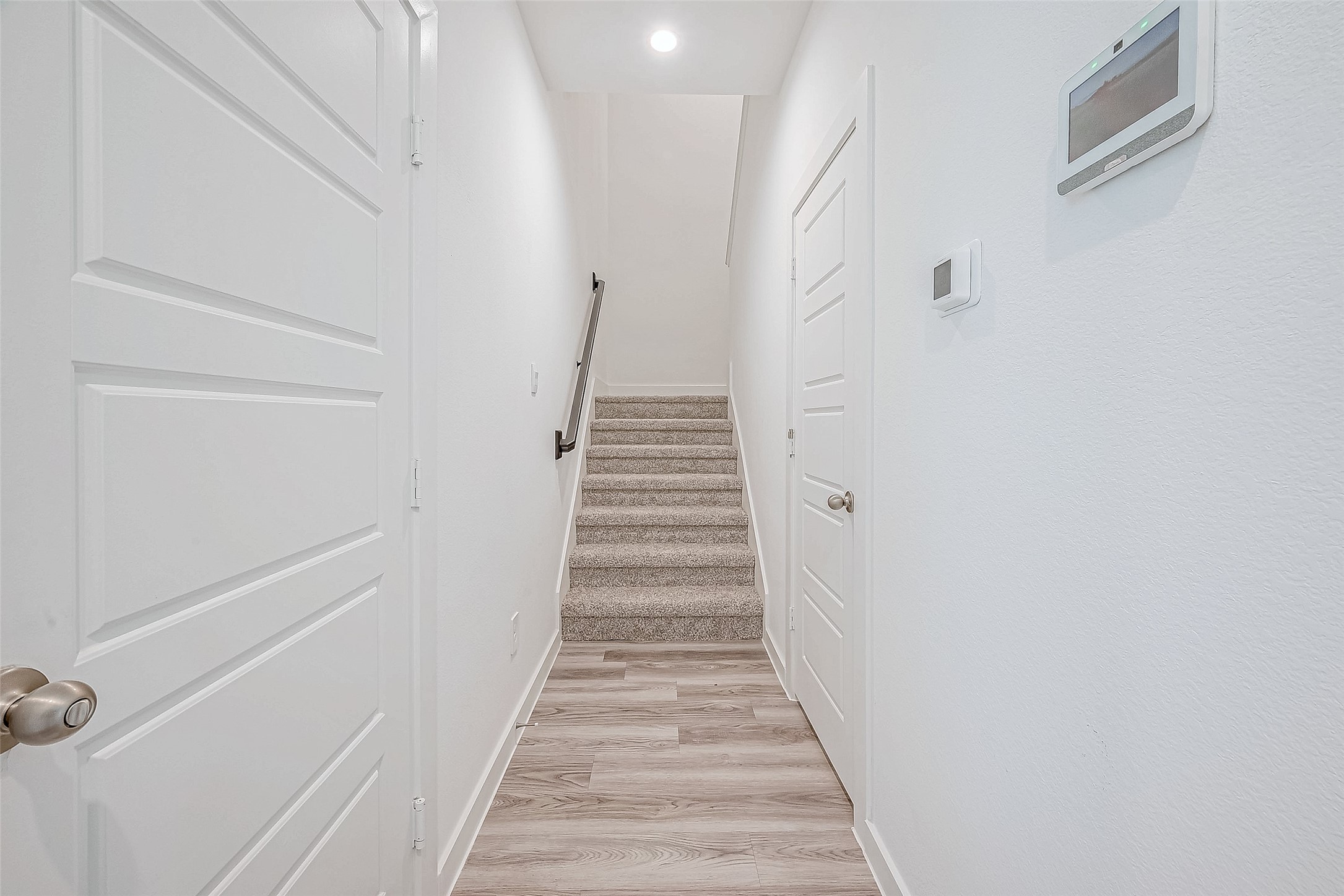 3204 Crown Gate Drive Property Photo 5