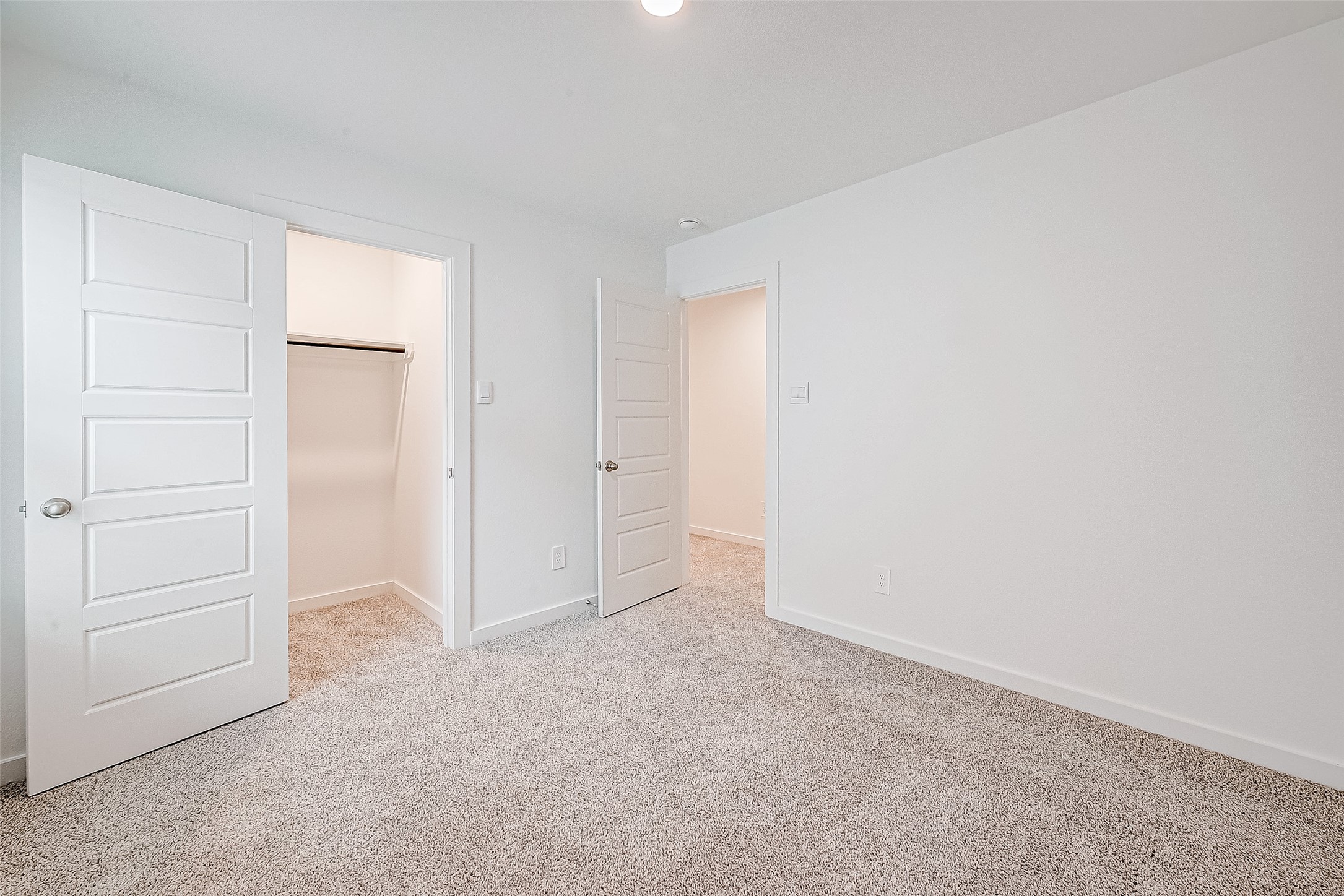 3204 Crown Gate Drive Property Photo 17