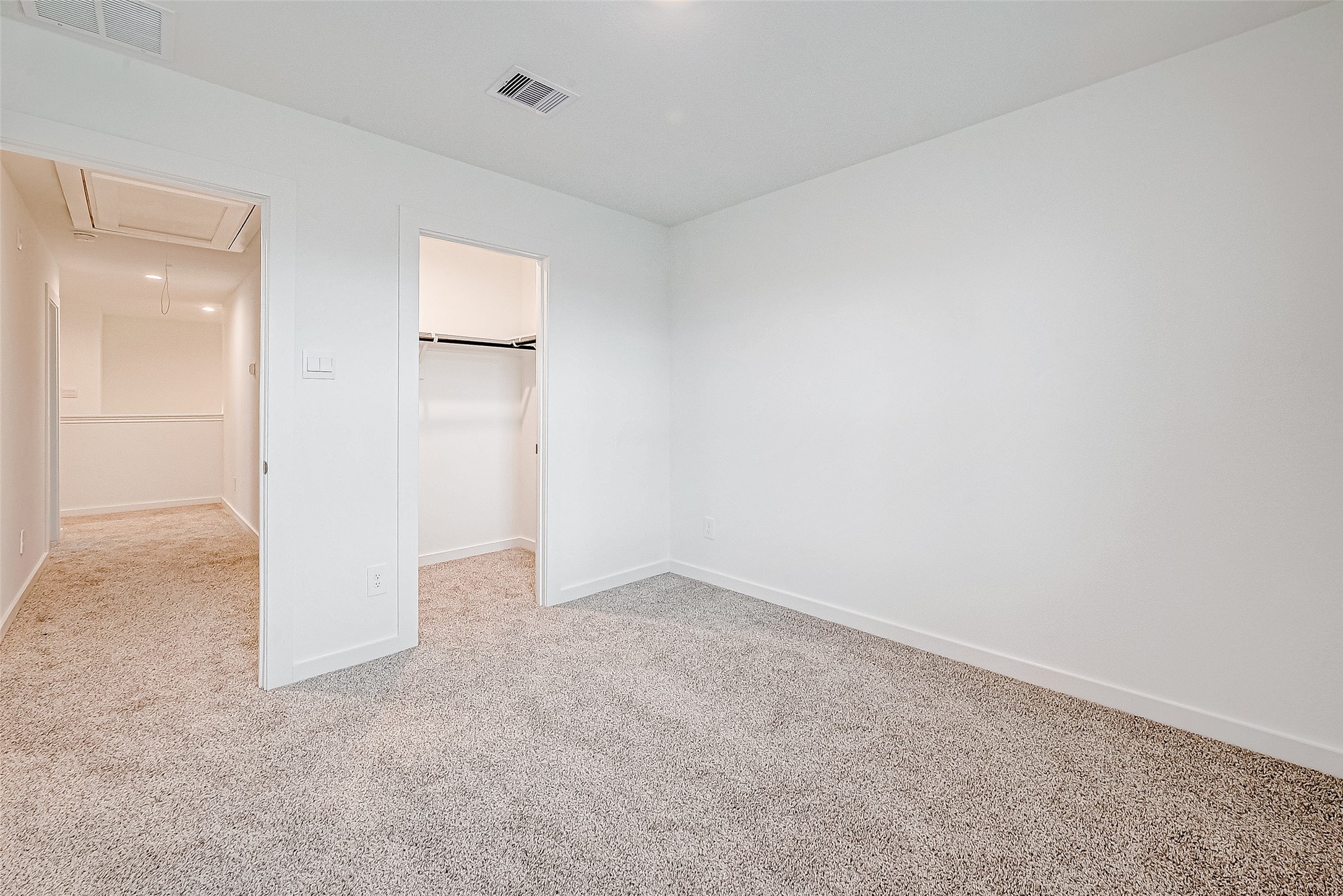 3204 Crown Gate Drive Property Photo 23