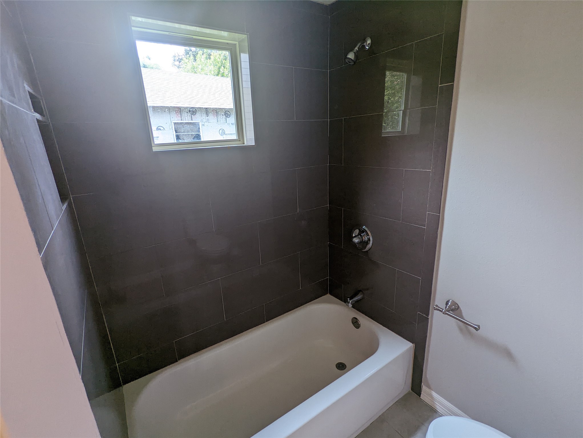 7521 Laredo Street Property Photo 14