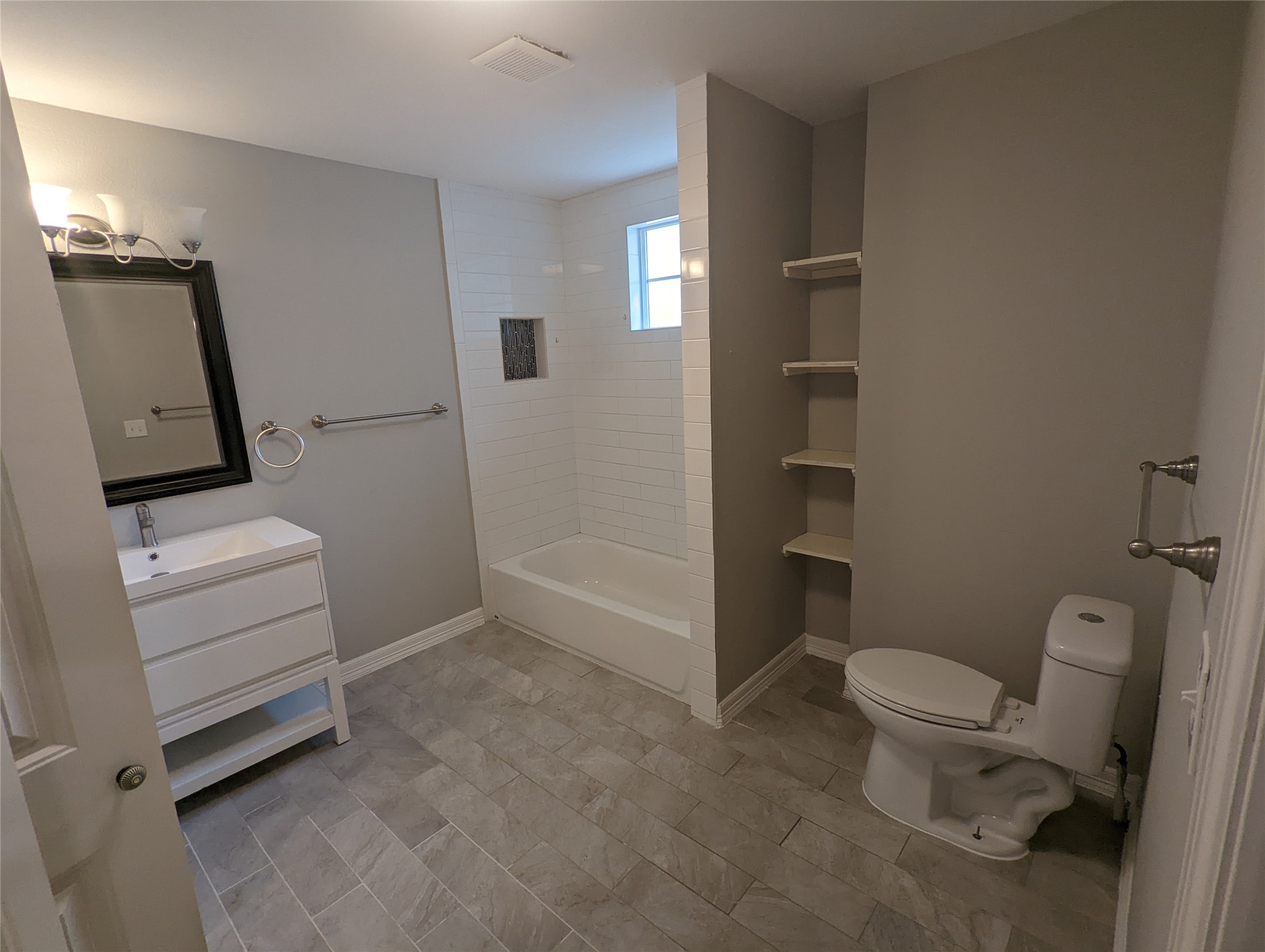 7521 Laredo Street Property Photo 17