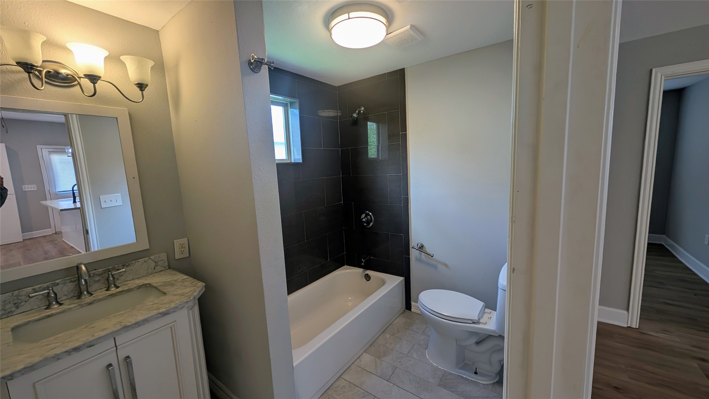 7521 Laredo Street Property Photo 29