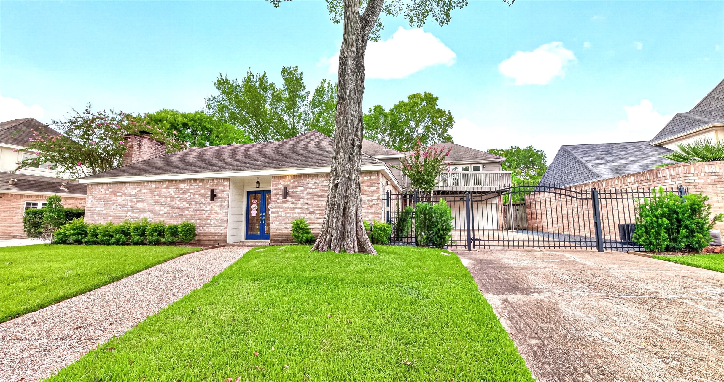 1122 Daria Drive Property Photo 1
