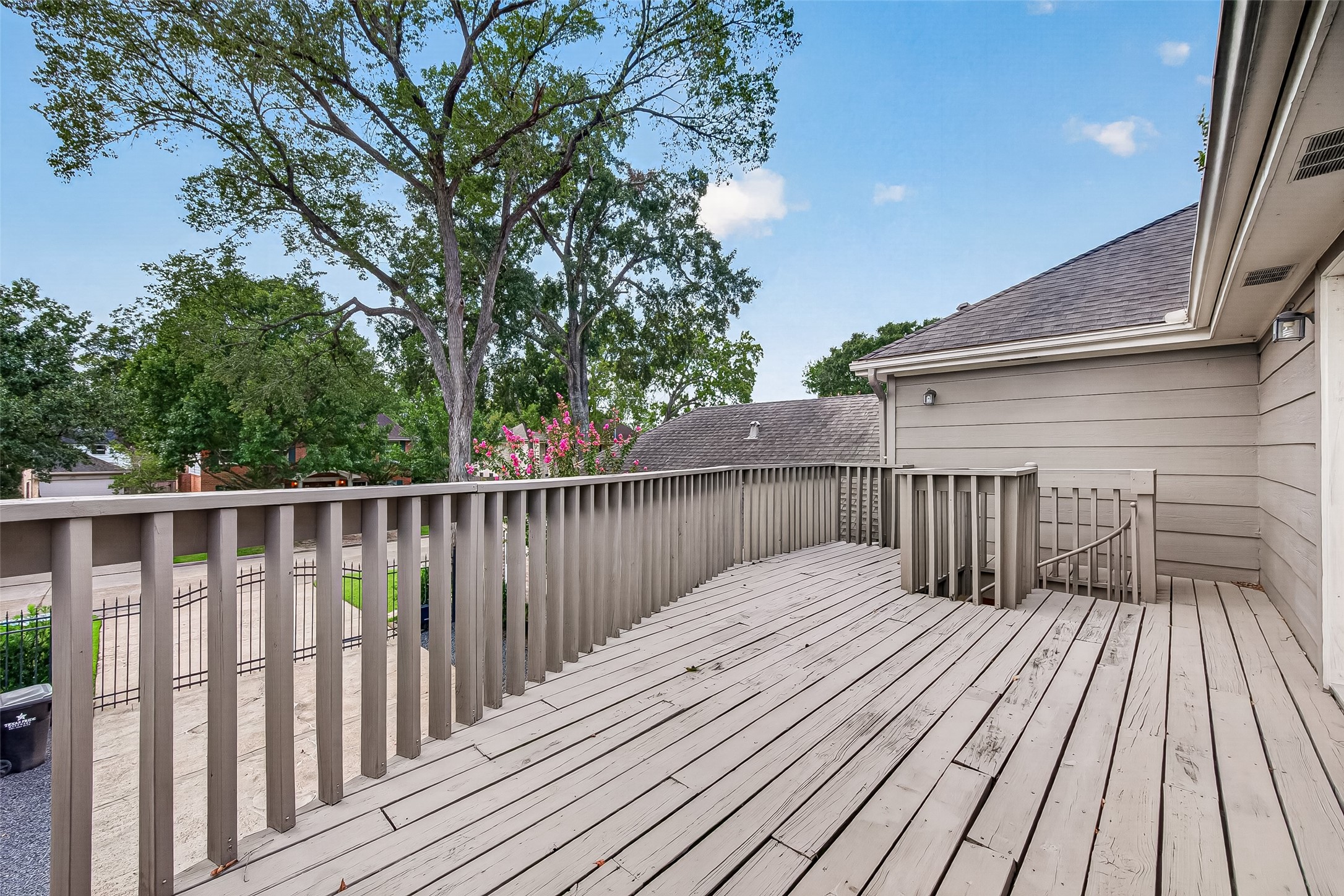 1122 Daria Drive Property Photo 33