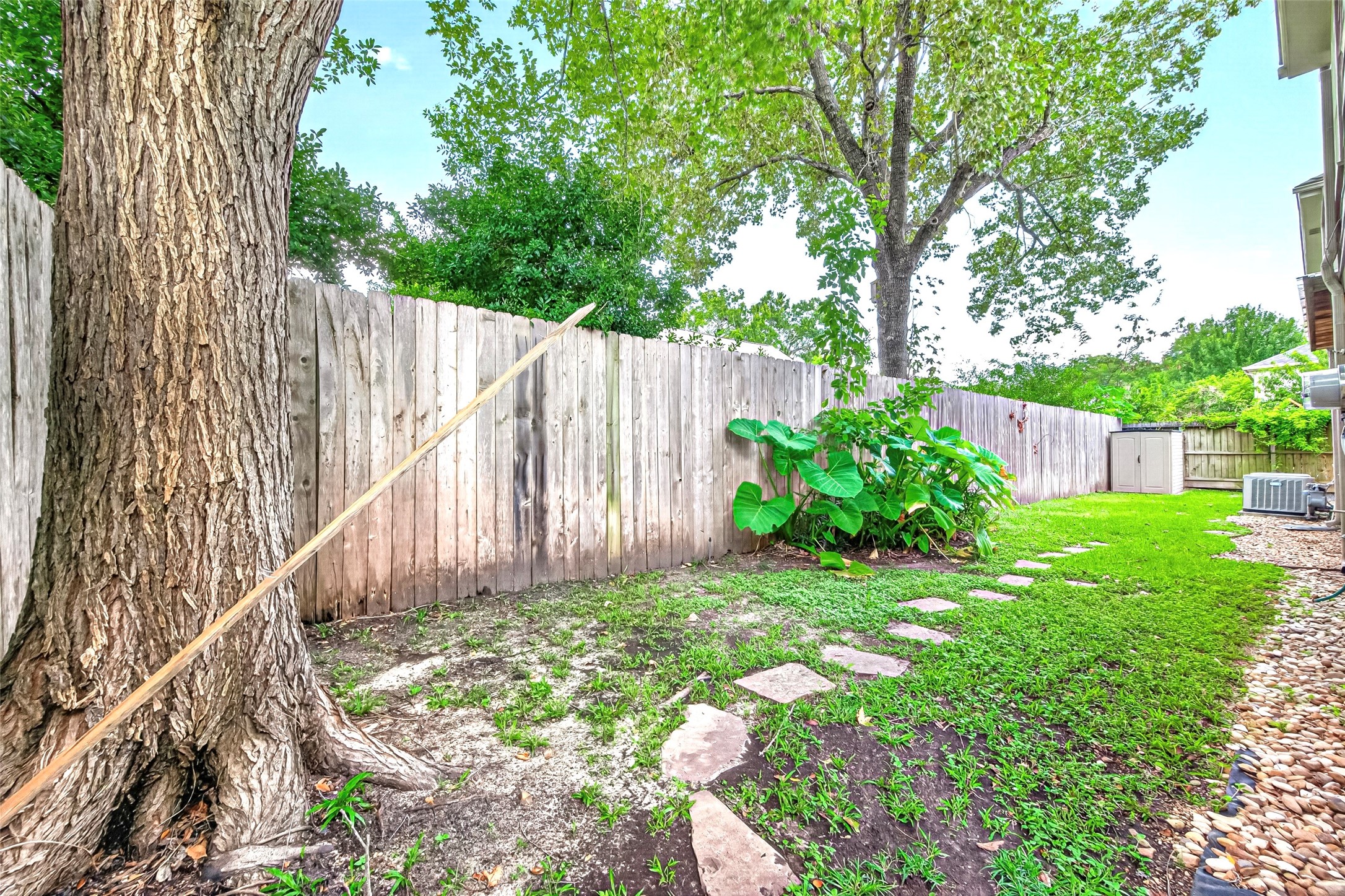 1122 Daria Drive Property Photo 40