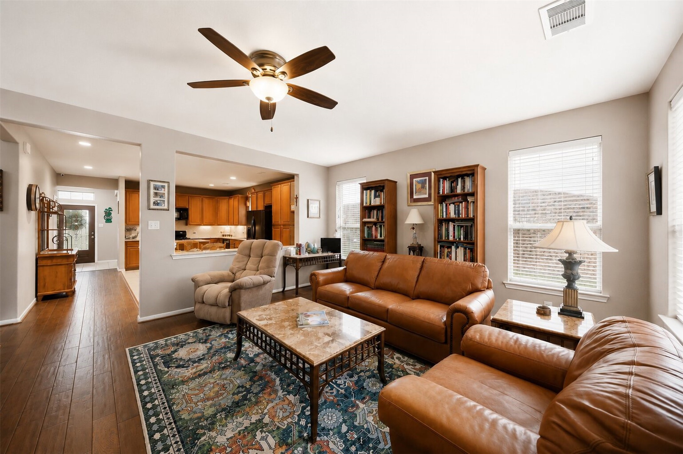 8635 Sunny Gallop Drive Property Photo 1
