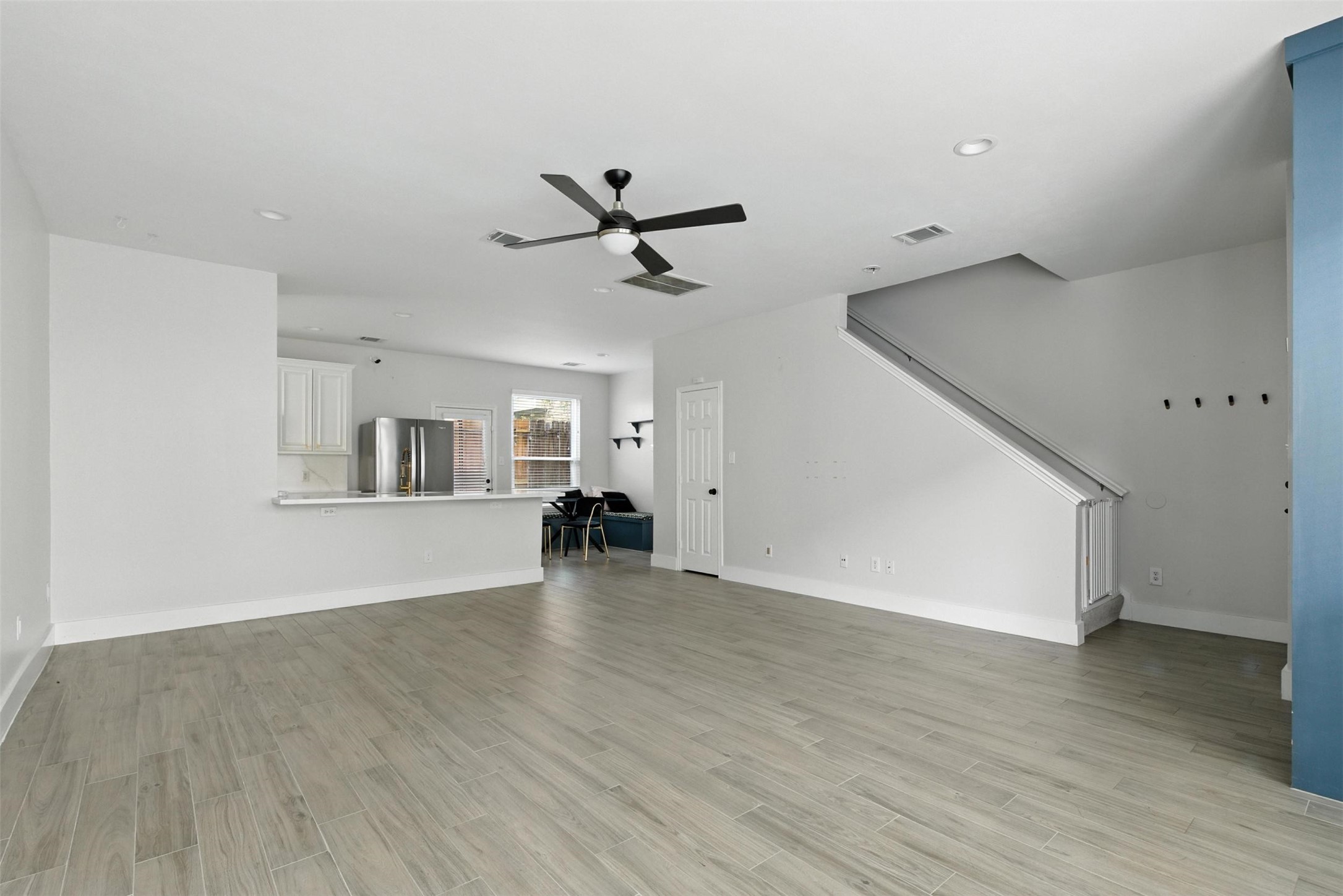 2020 Bailey Street Property Photo 5