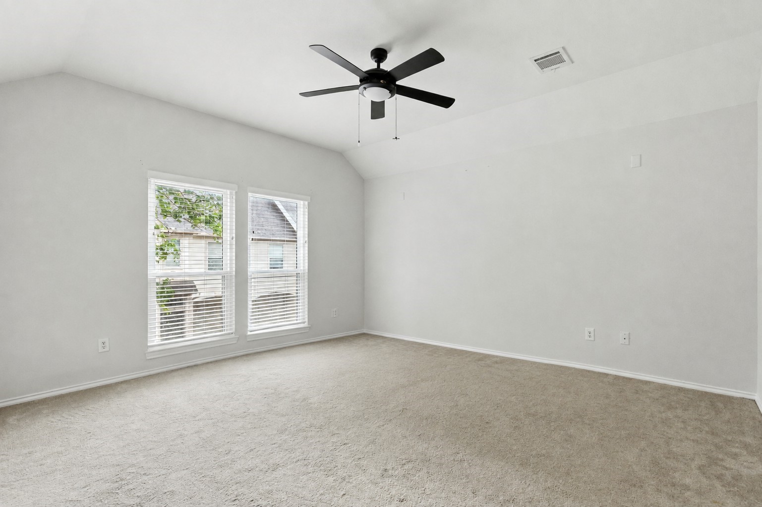 2020 Bailey Street Property Photo 17