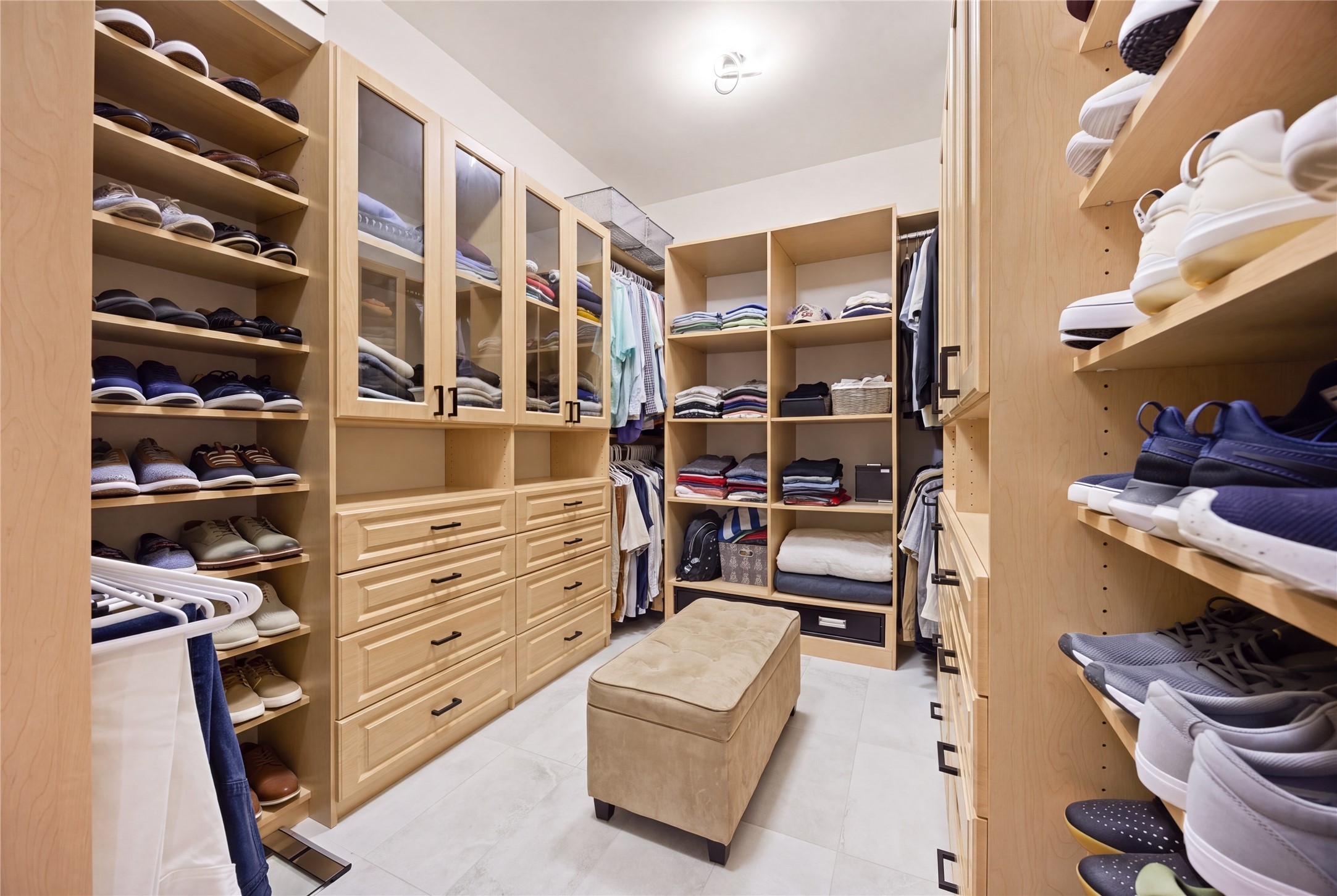 7002 Champions Centre Court Property Photo 25