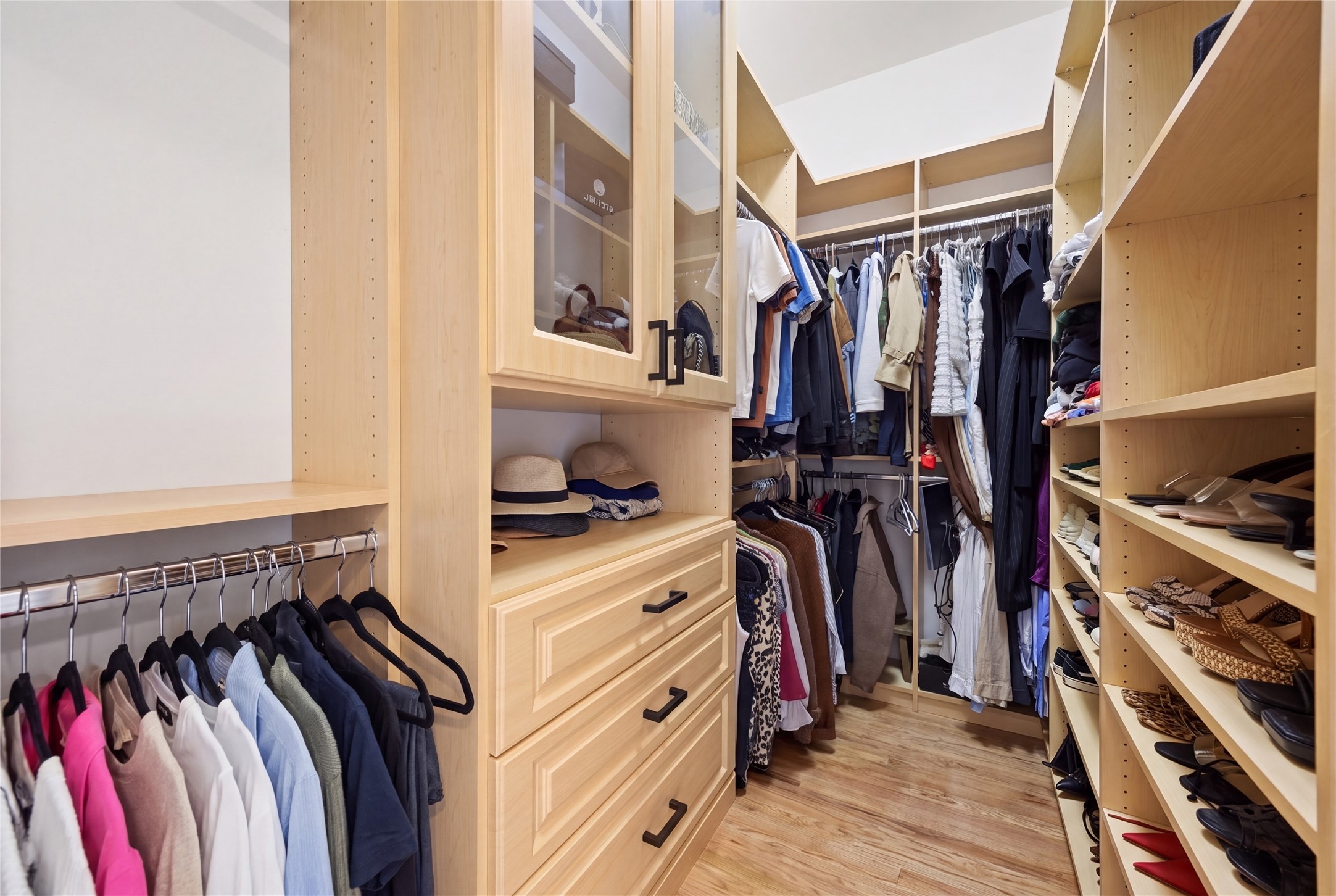 7002 Champions Centre Court Property Photo 26