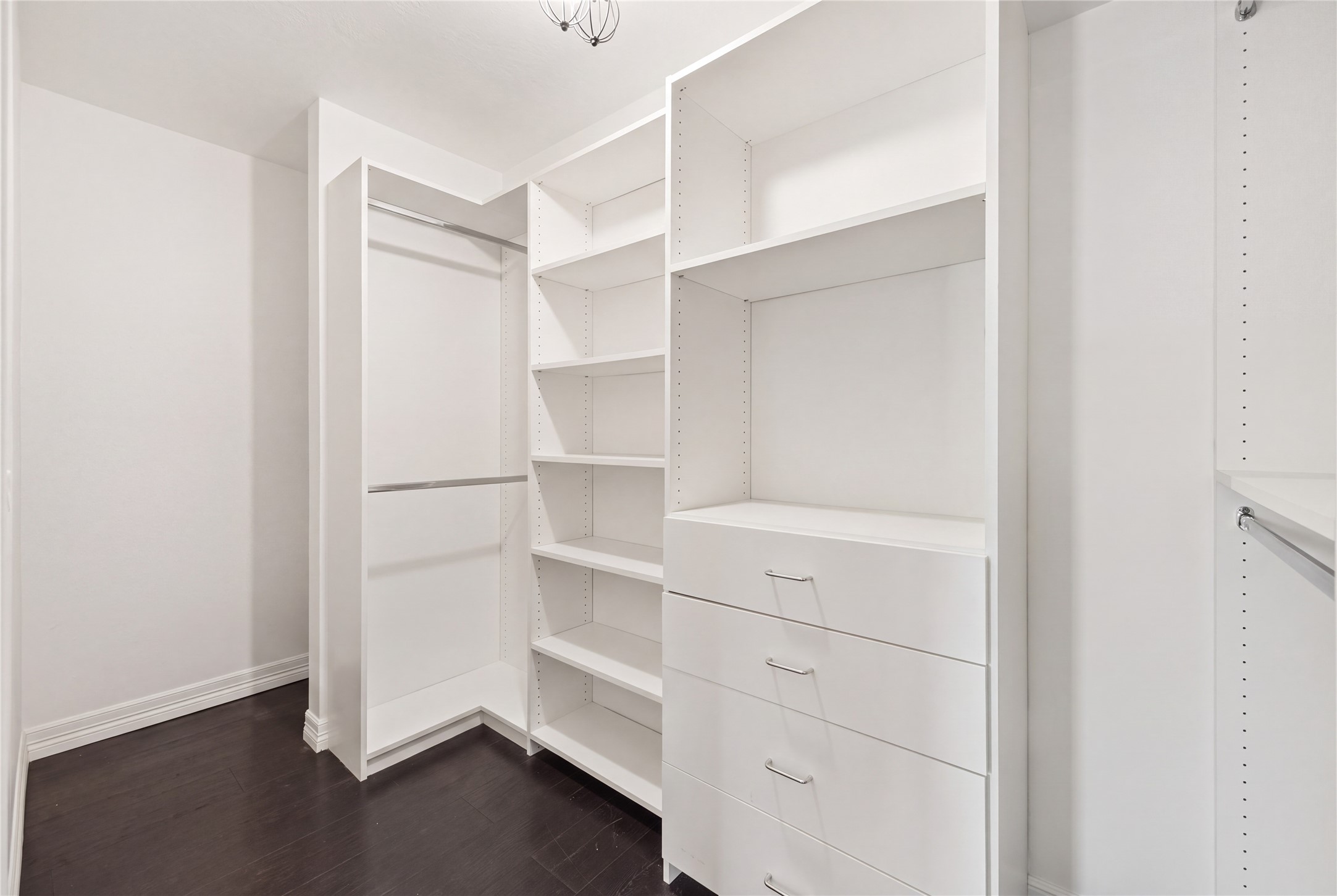 7002 Champions Centre Court Property Photo 44