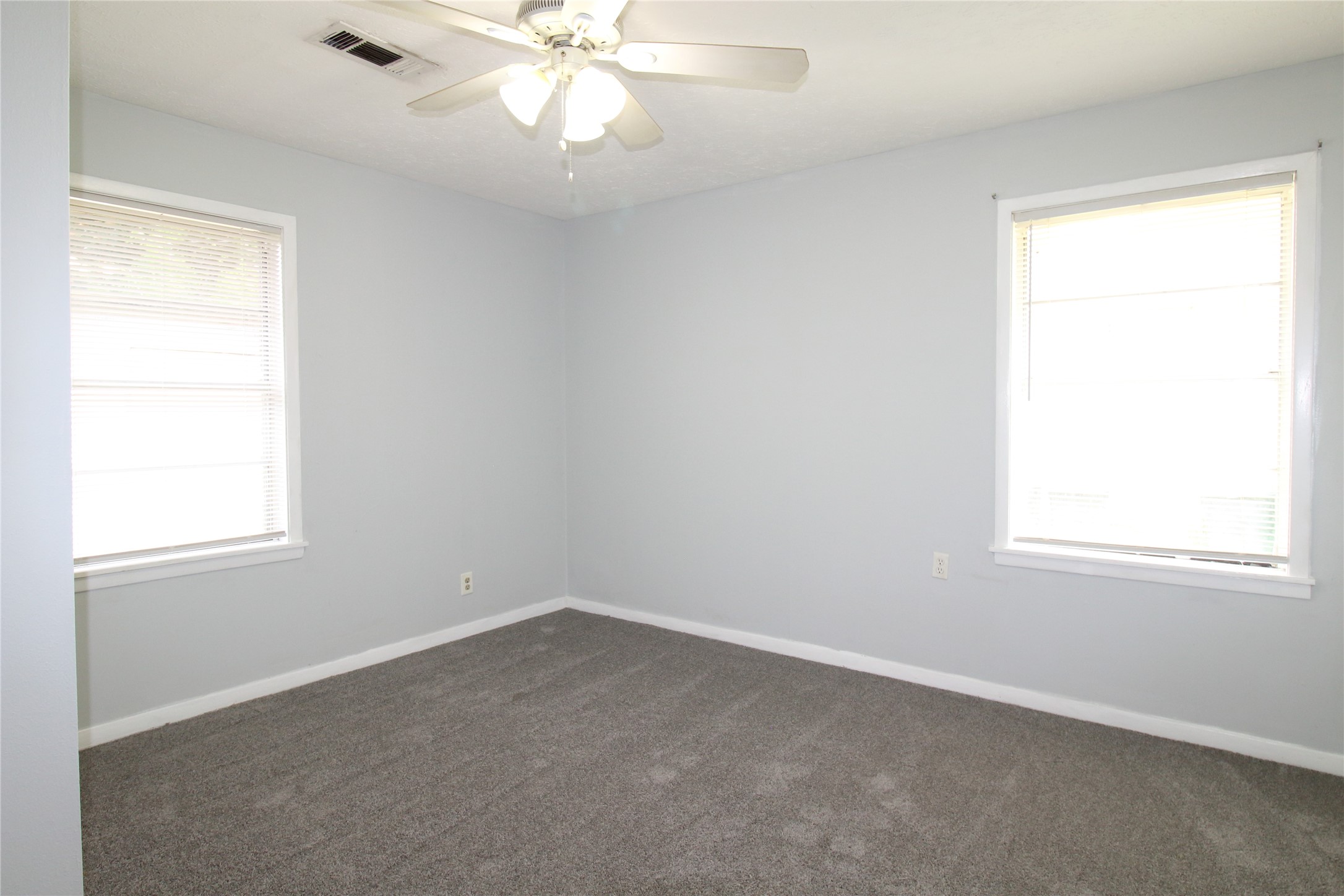402 Chandler Drive Property Photo 11