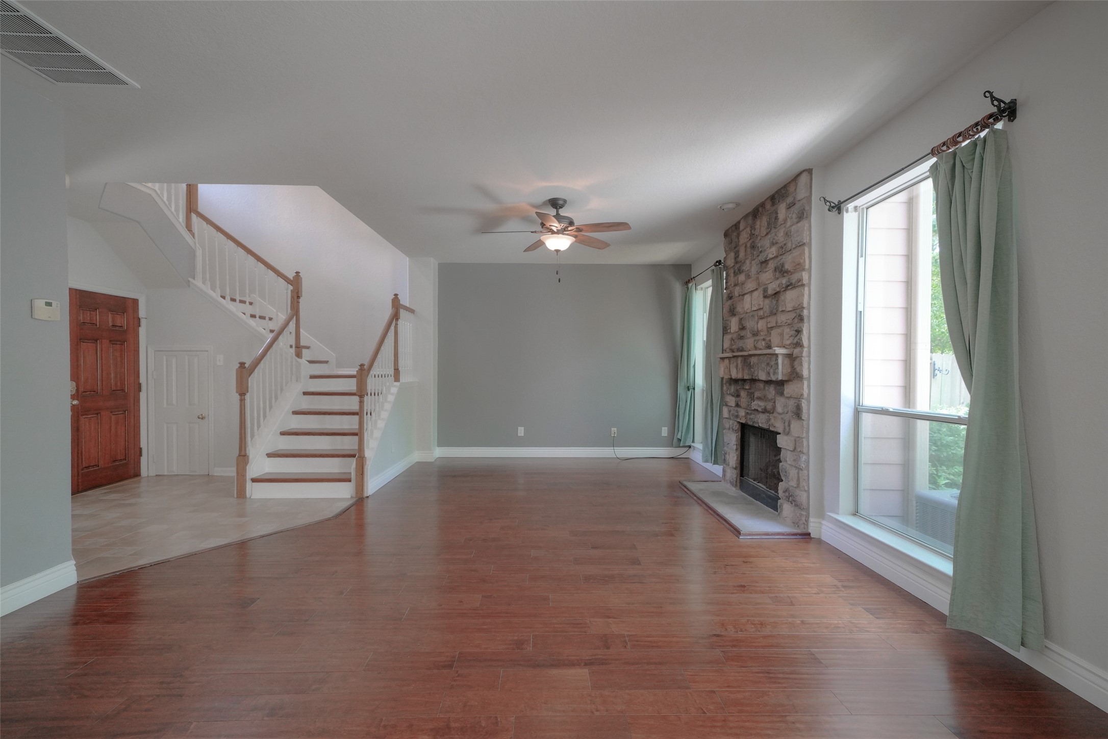 23 Endor Forest Place Property Photo 5