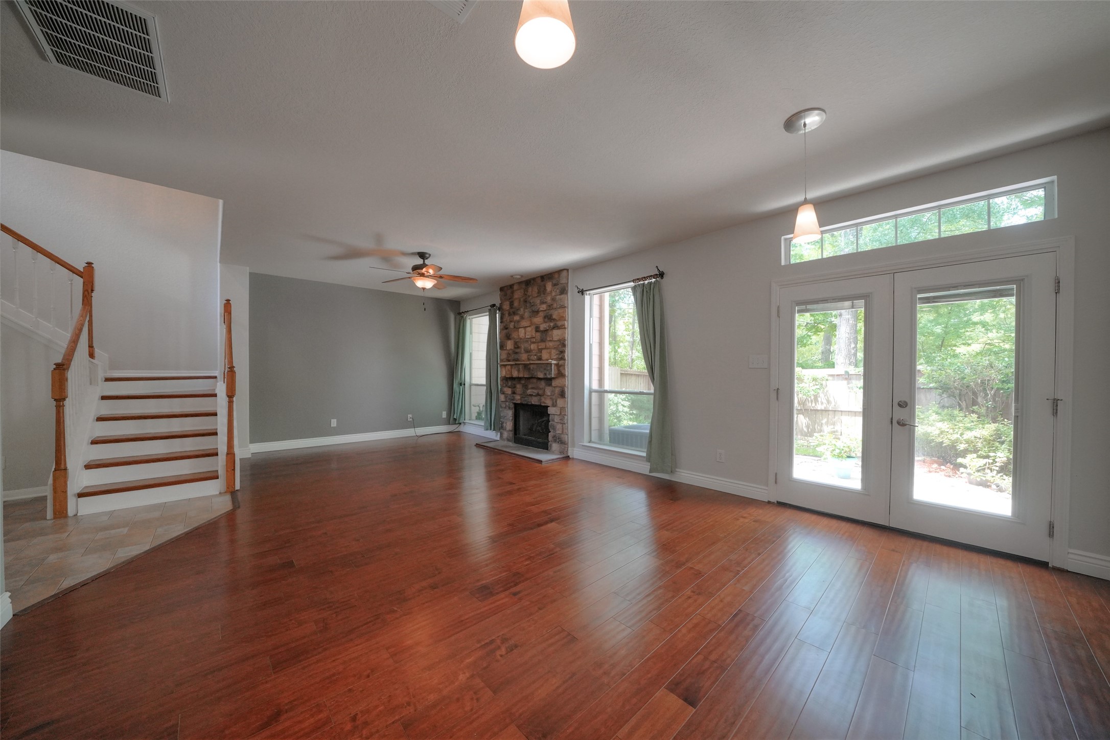 23 Endor Forest Place Property Photo 6