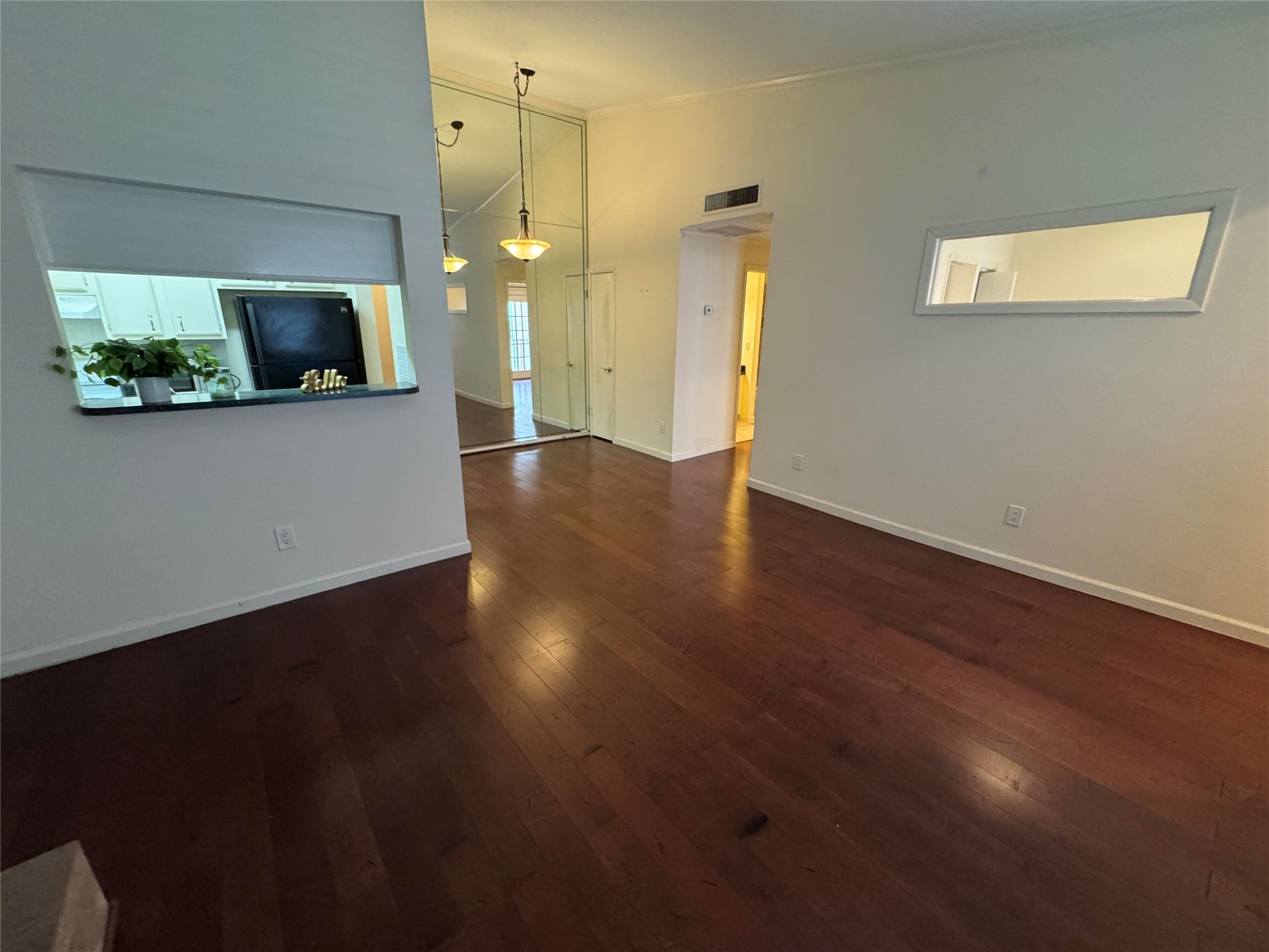 2001 Bering Drive 2d Property Photo 2