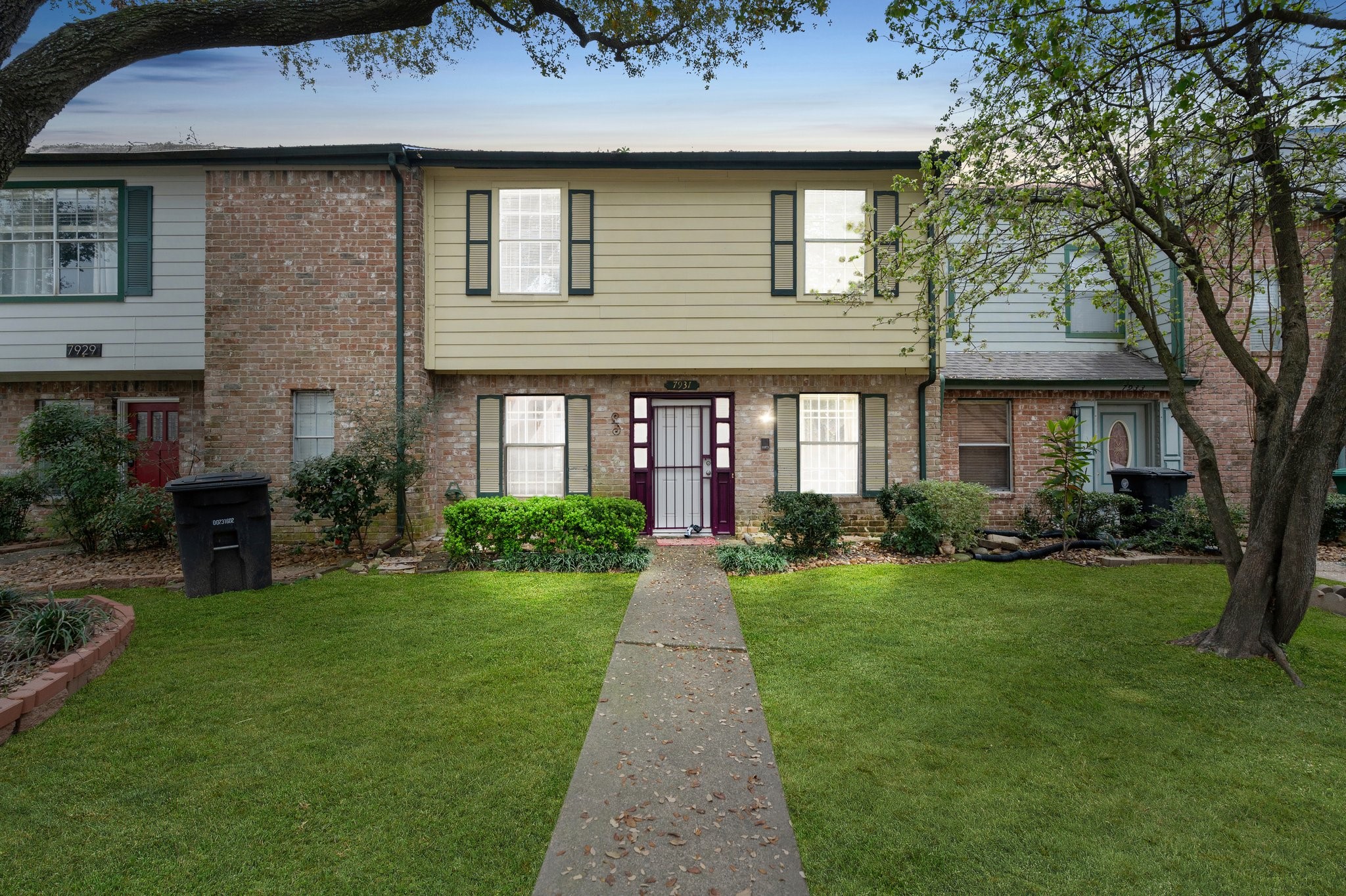 7931 Ellinger Lane Property Photo