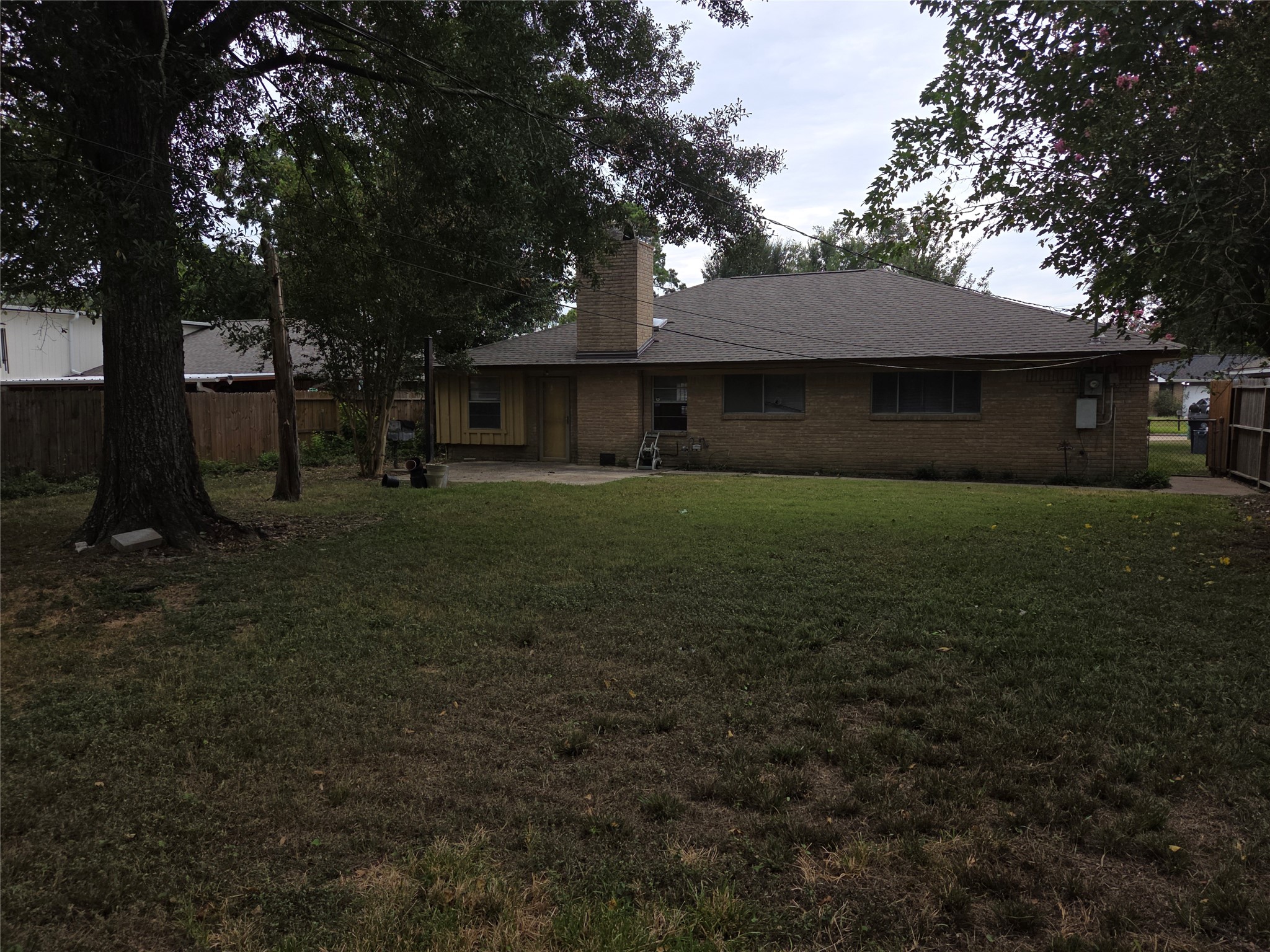 5926 Black Maple Lane Property Photo 3