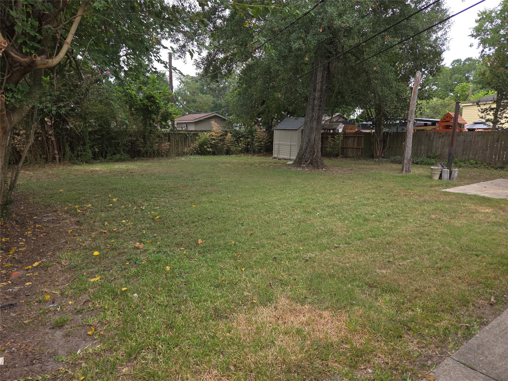 5926 Black Maple Lane Property Photo 4