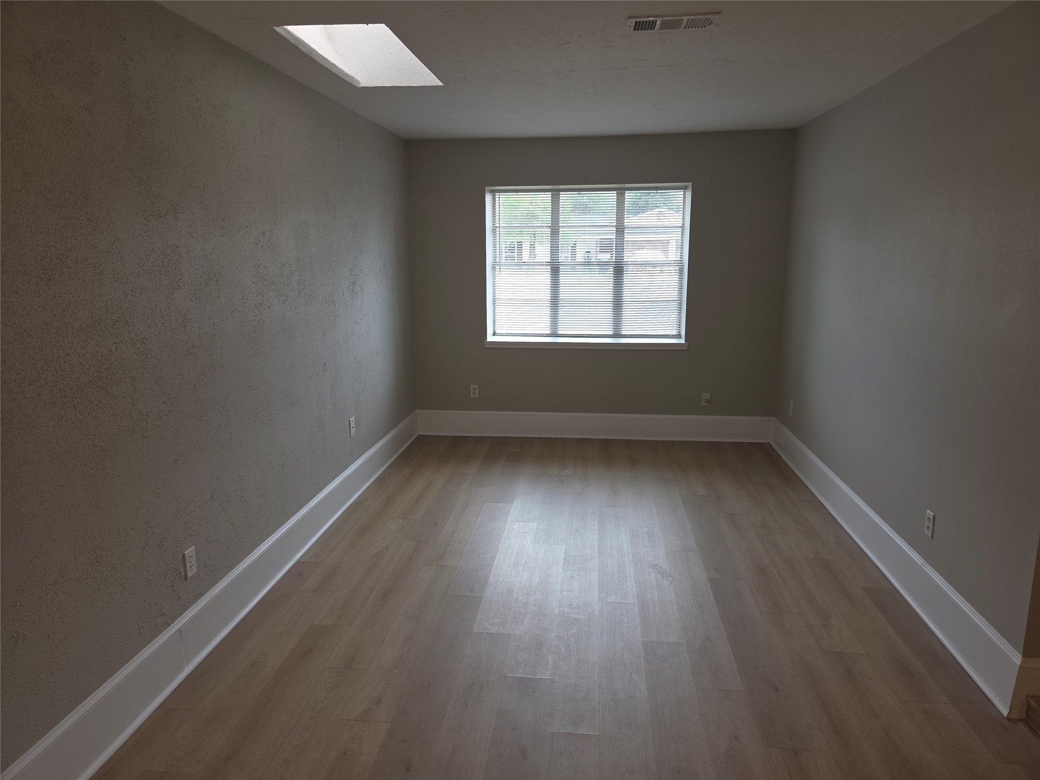 5926 Black Maple Lane Property Photo 14
