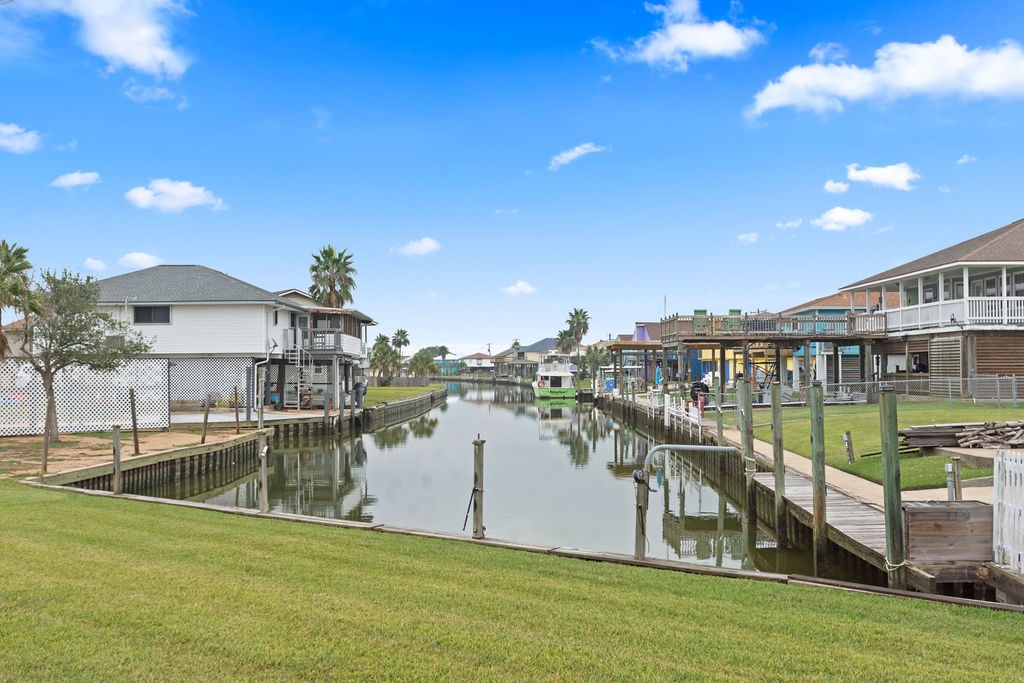 1503 Blue Water Drive Property Photo