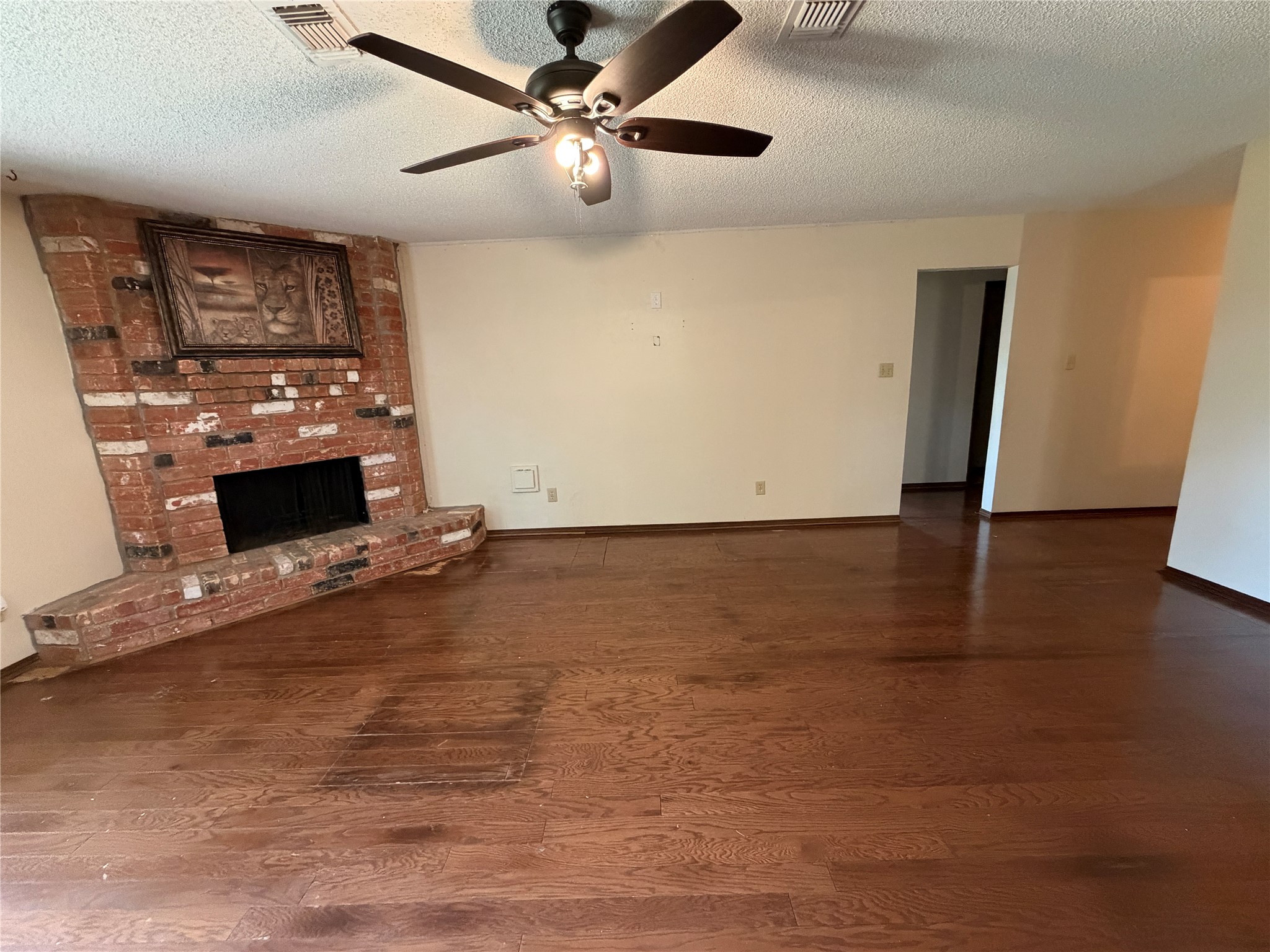 20006 Timber Forest Drive Property Photo 8