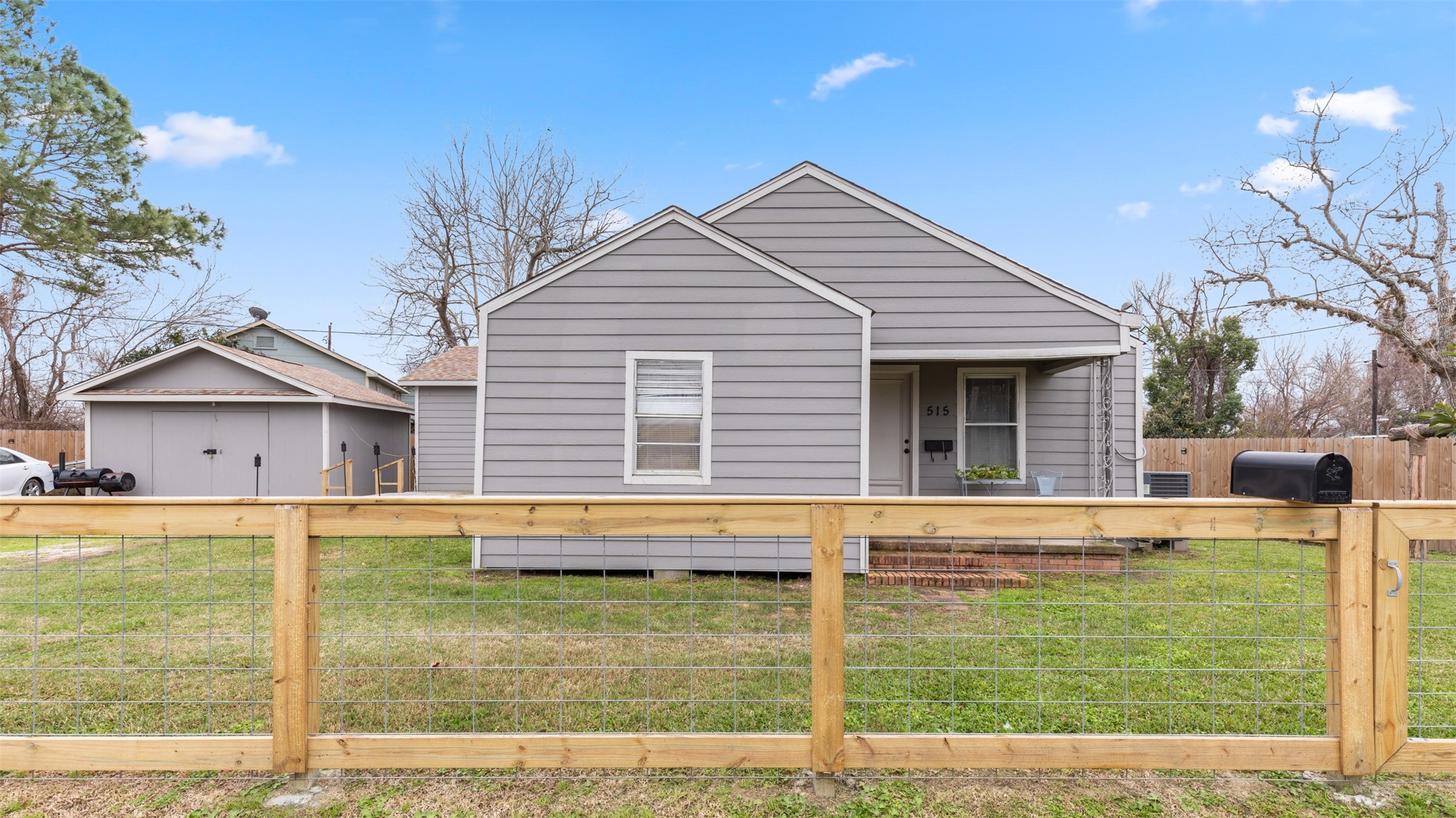 515 Riggs Street Property Photo 2