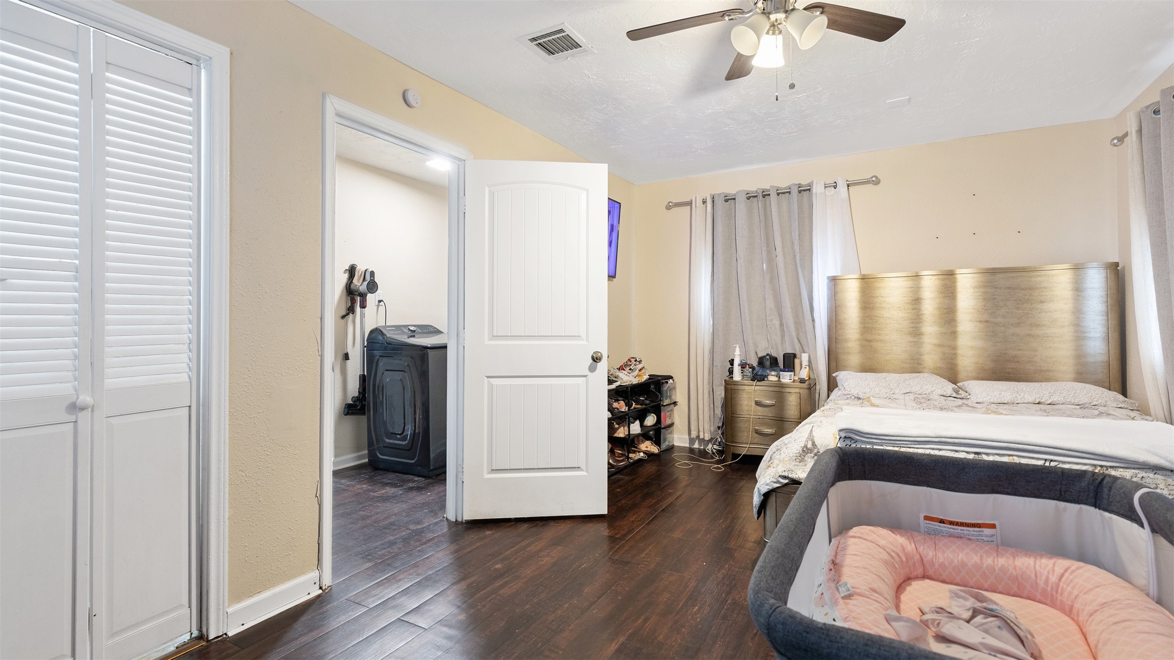 515 Riggs Street Property Photo 8