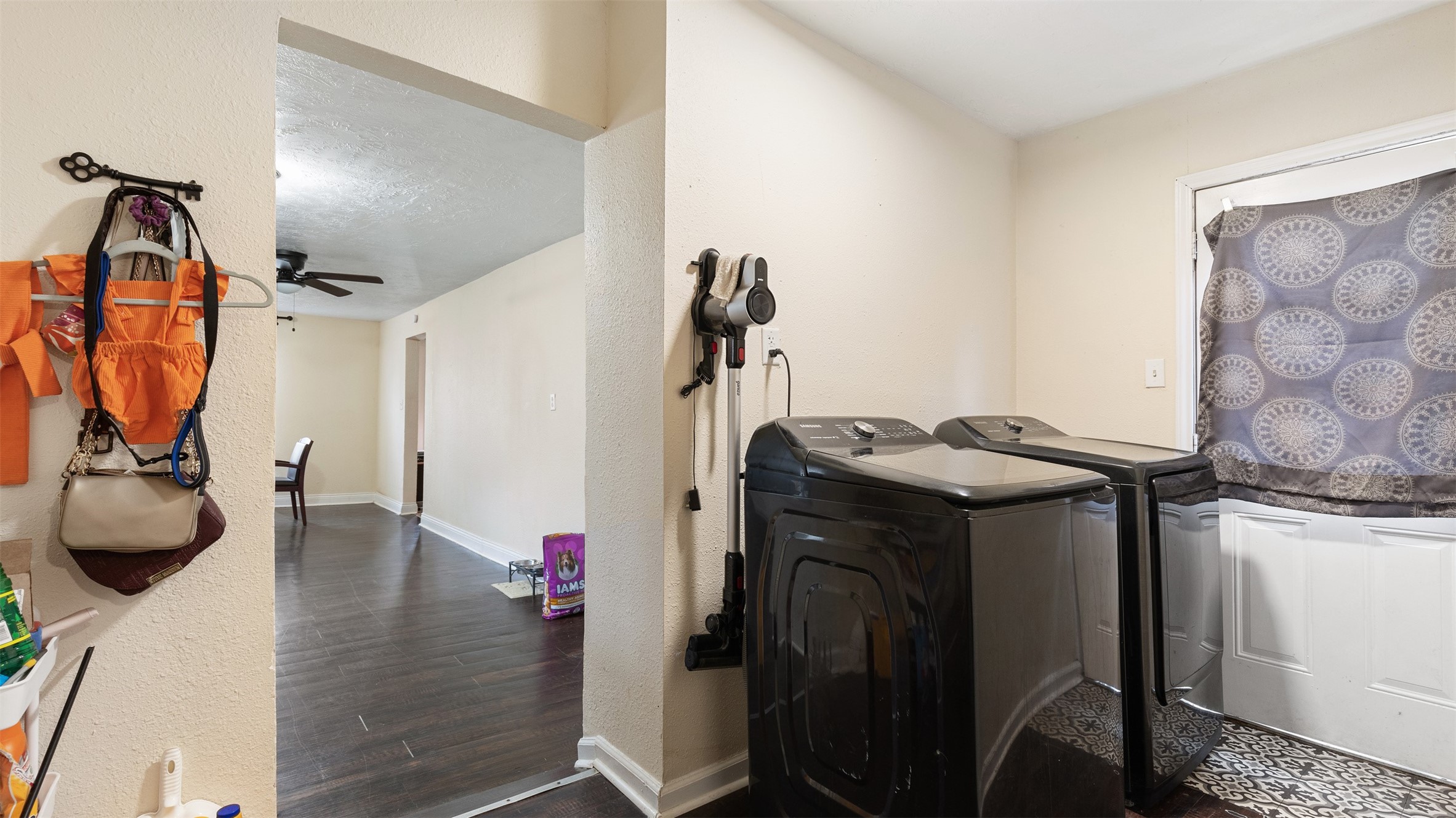 515 Riggs Street Property Photo 12