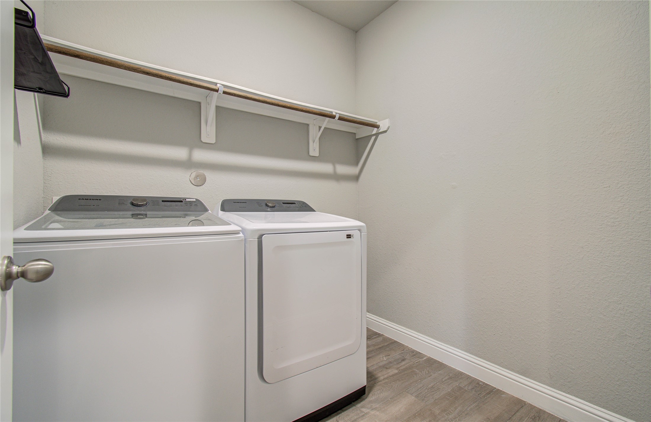19029 Villa Lane Property Photo 8