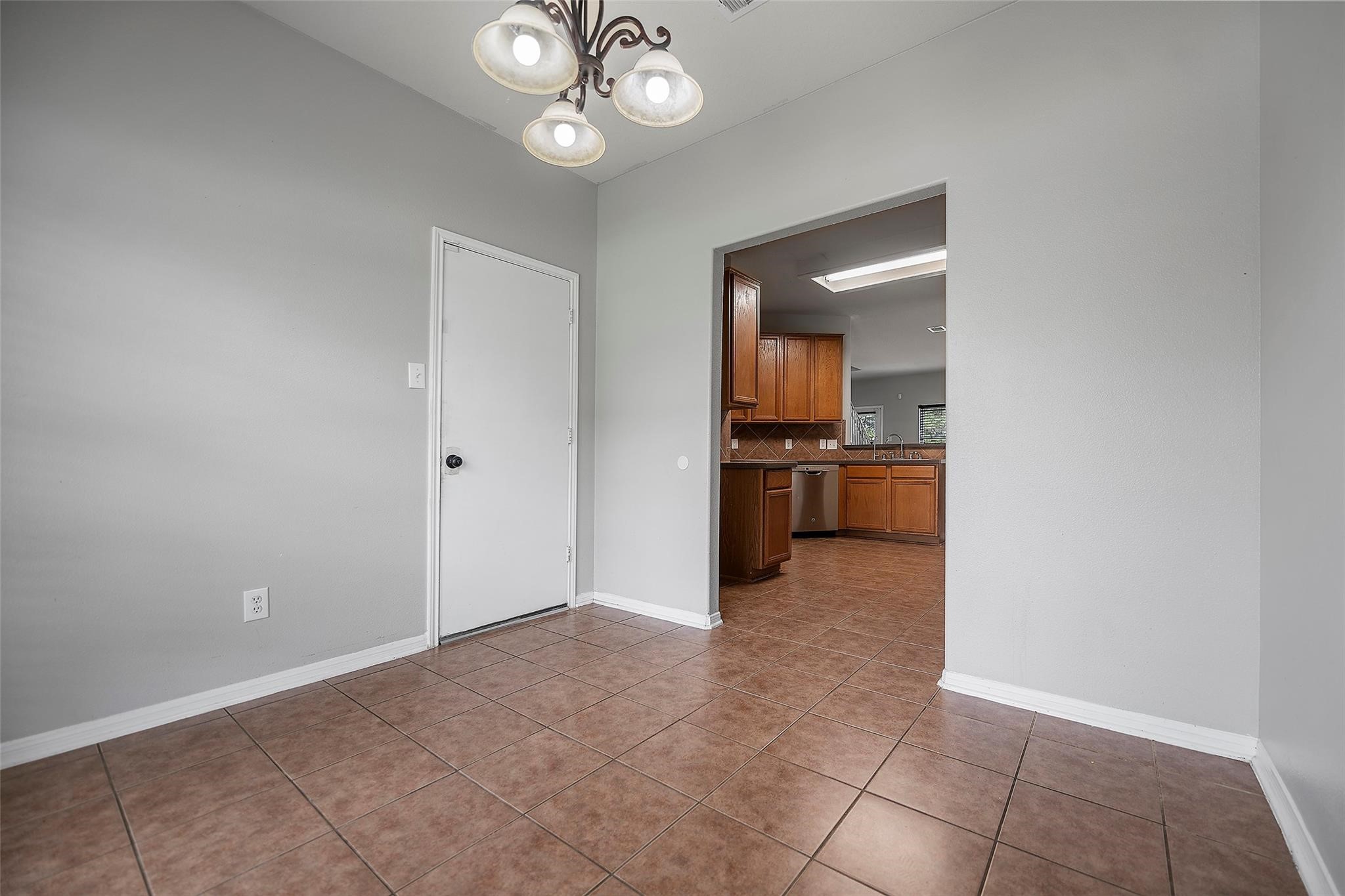 22518 Spring Link Court Property Photo 7