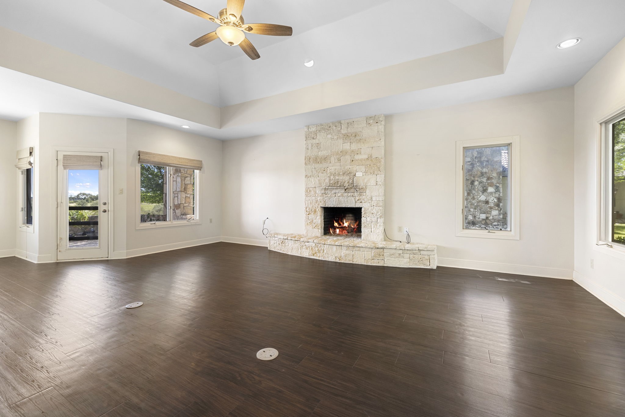 1609 Clubhouse Hill Drive Property Photo 6