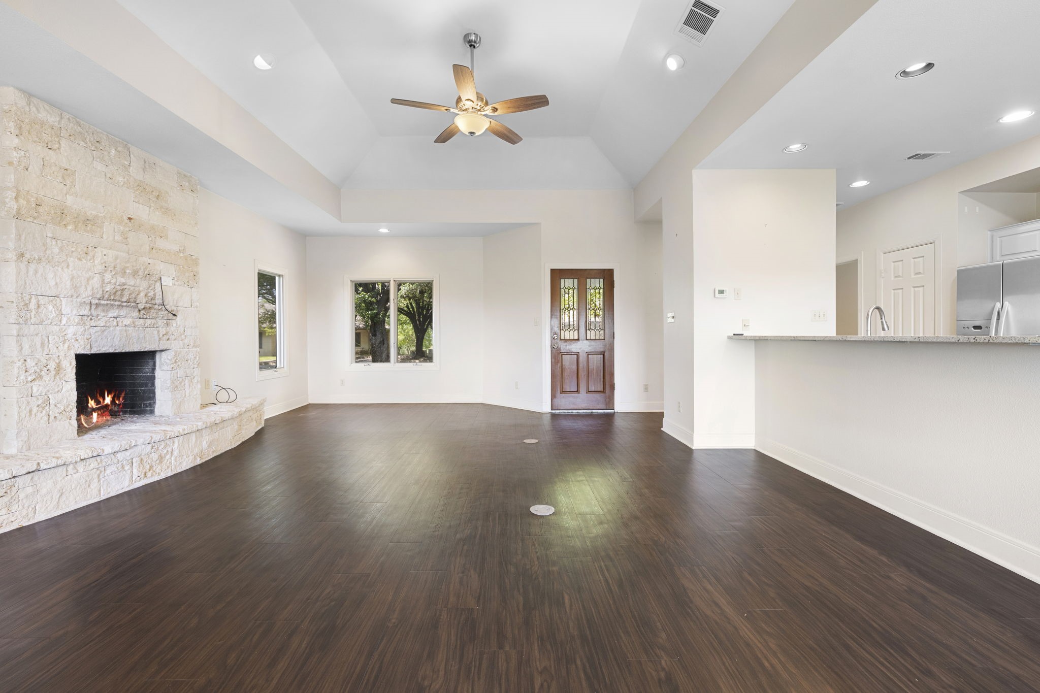 1609 Clubhouse Hill Drive Property Photo 9