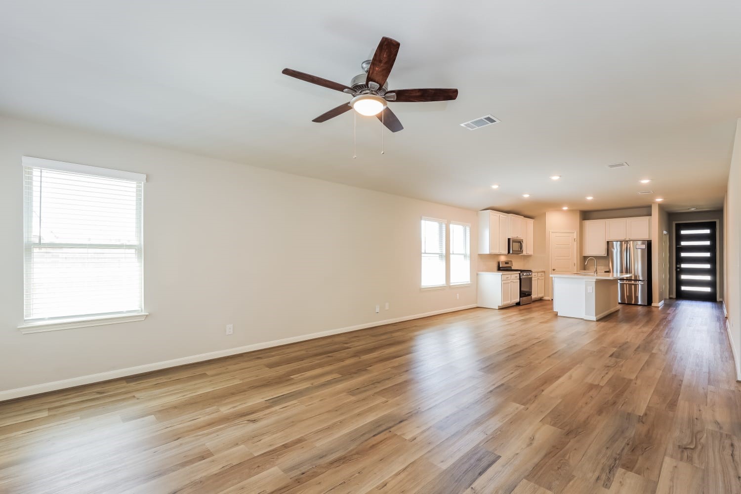 13134 Braxon Pass Property Photo 4